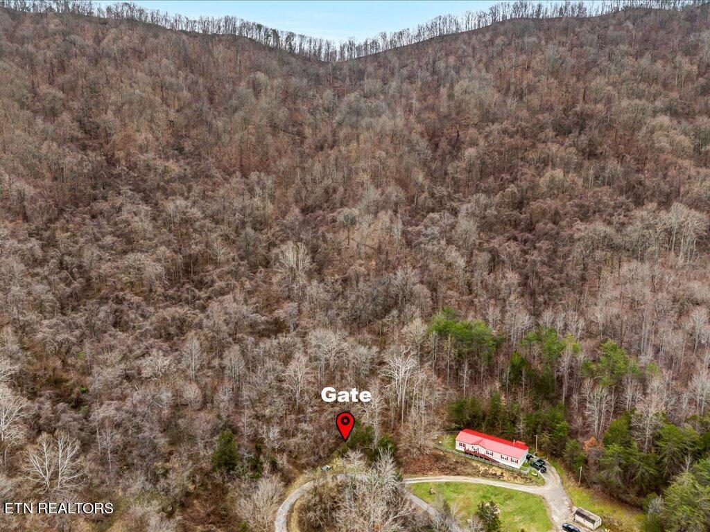 902 Charlie Dalton Lane Thorn Hill TN 37881