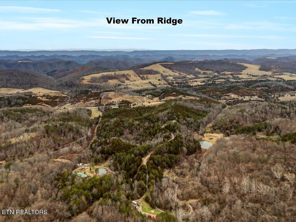 902 Charlie Dalton Lane Thorn Hill TN 37881