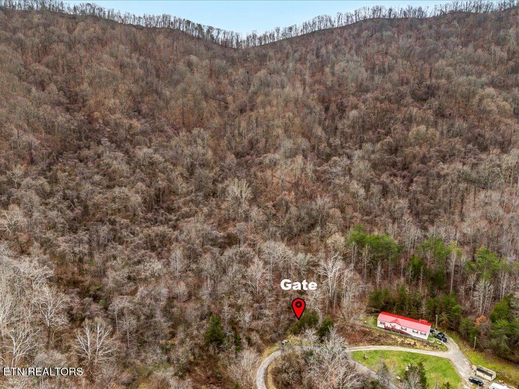 902 Charlie Dalton Lane Thorn Hill TN 37881