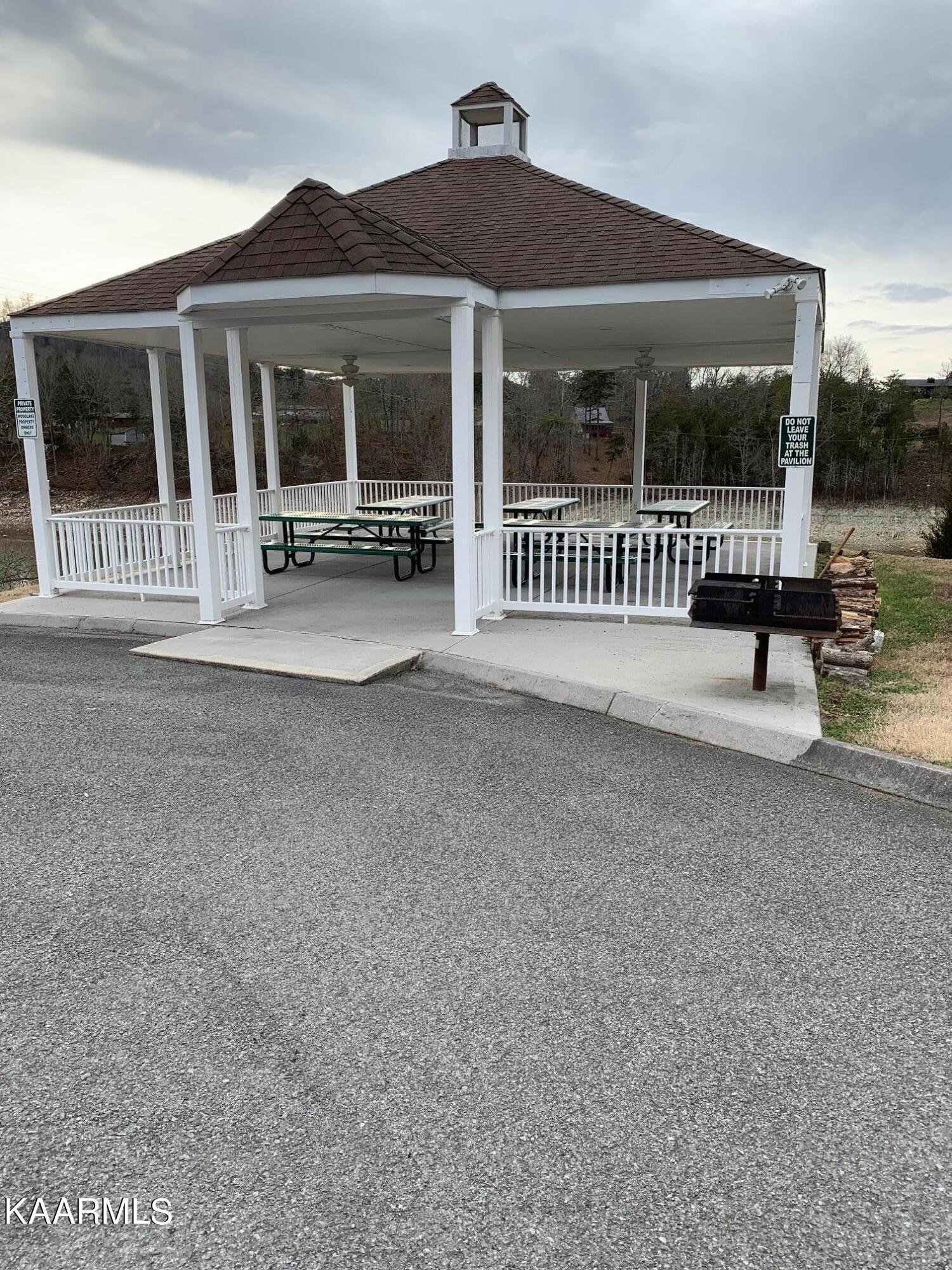 121 Links Court Tazewell TN 37879