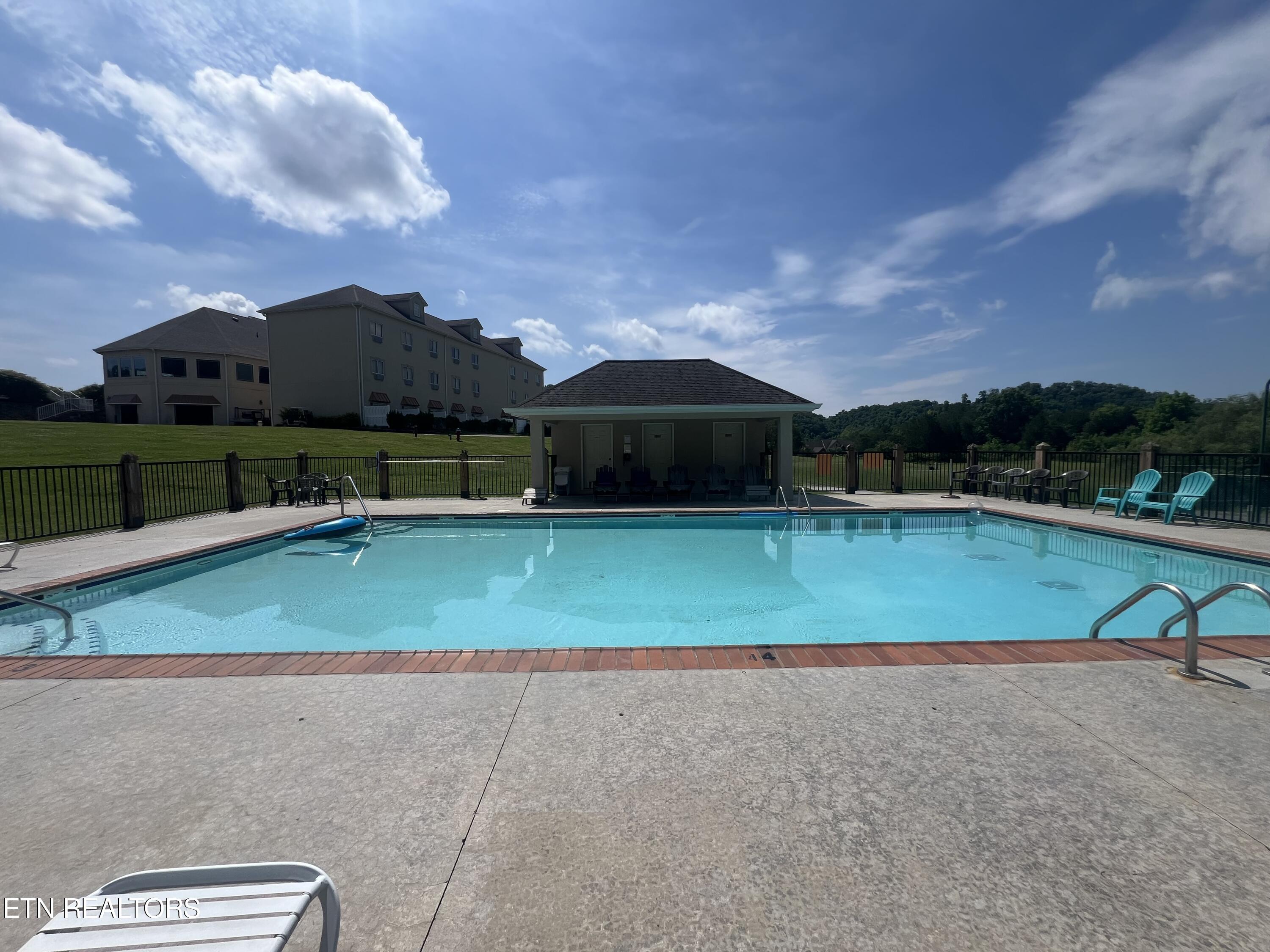 121 Links Court Tazewell TN 37879