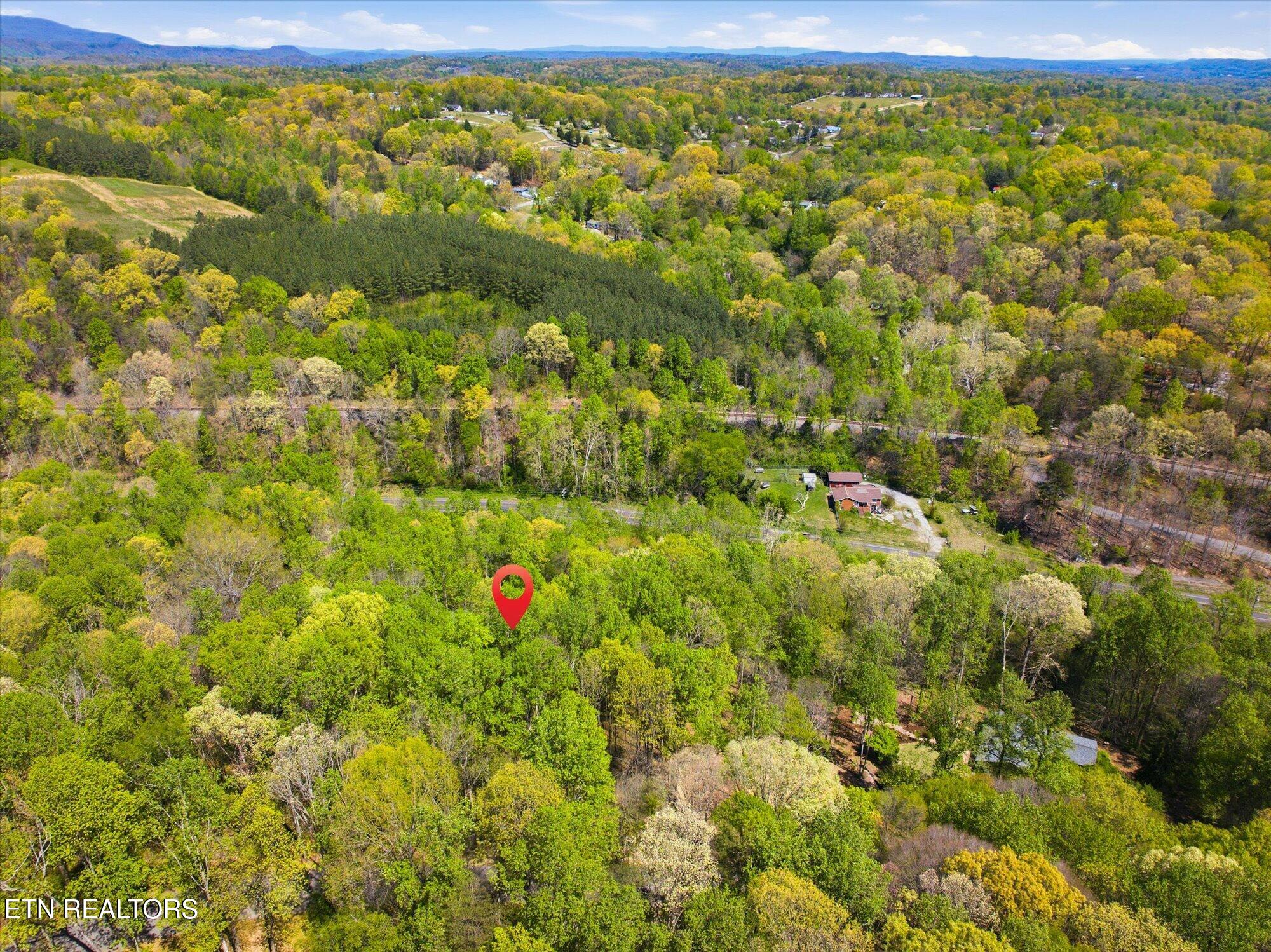 Skyline Drive Clinton TN 37716