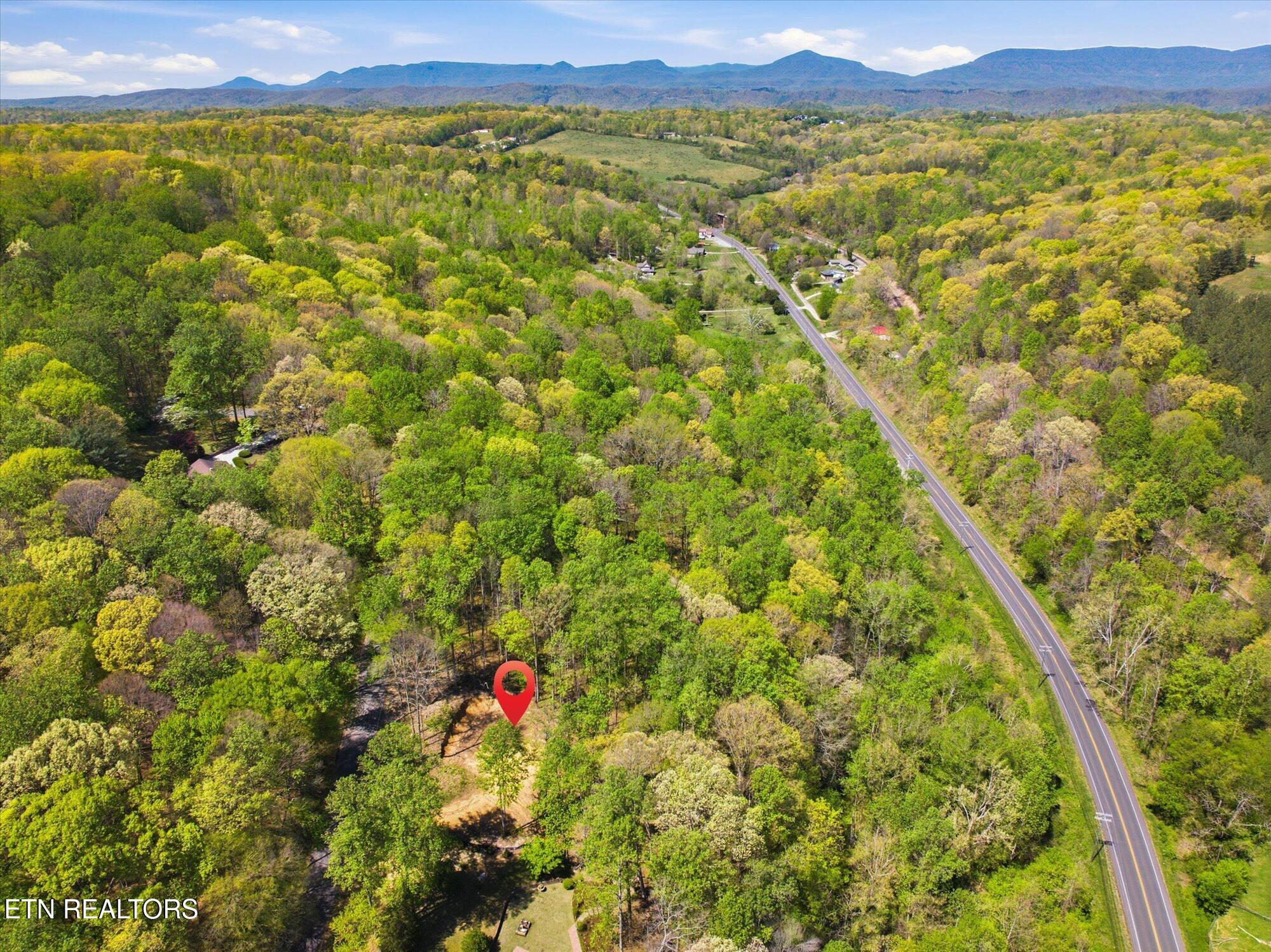 Skyline Drive Clinton TN 37716