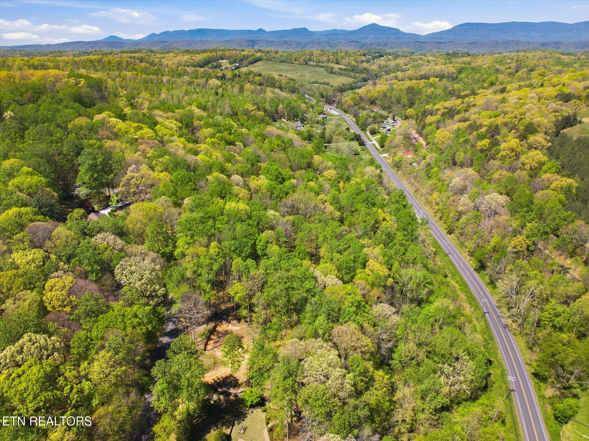 Skyline Drive Clinton TN 37716