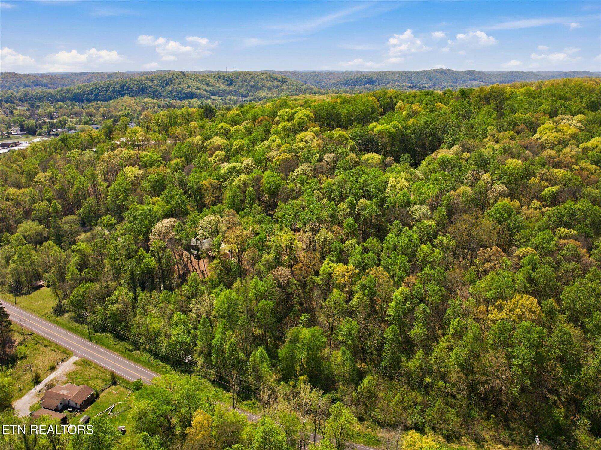 Skyline Drive Clinton TN 37716