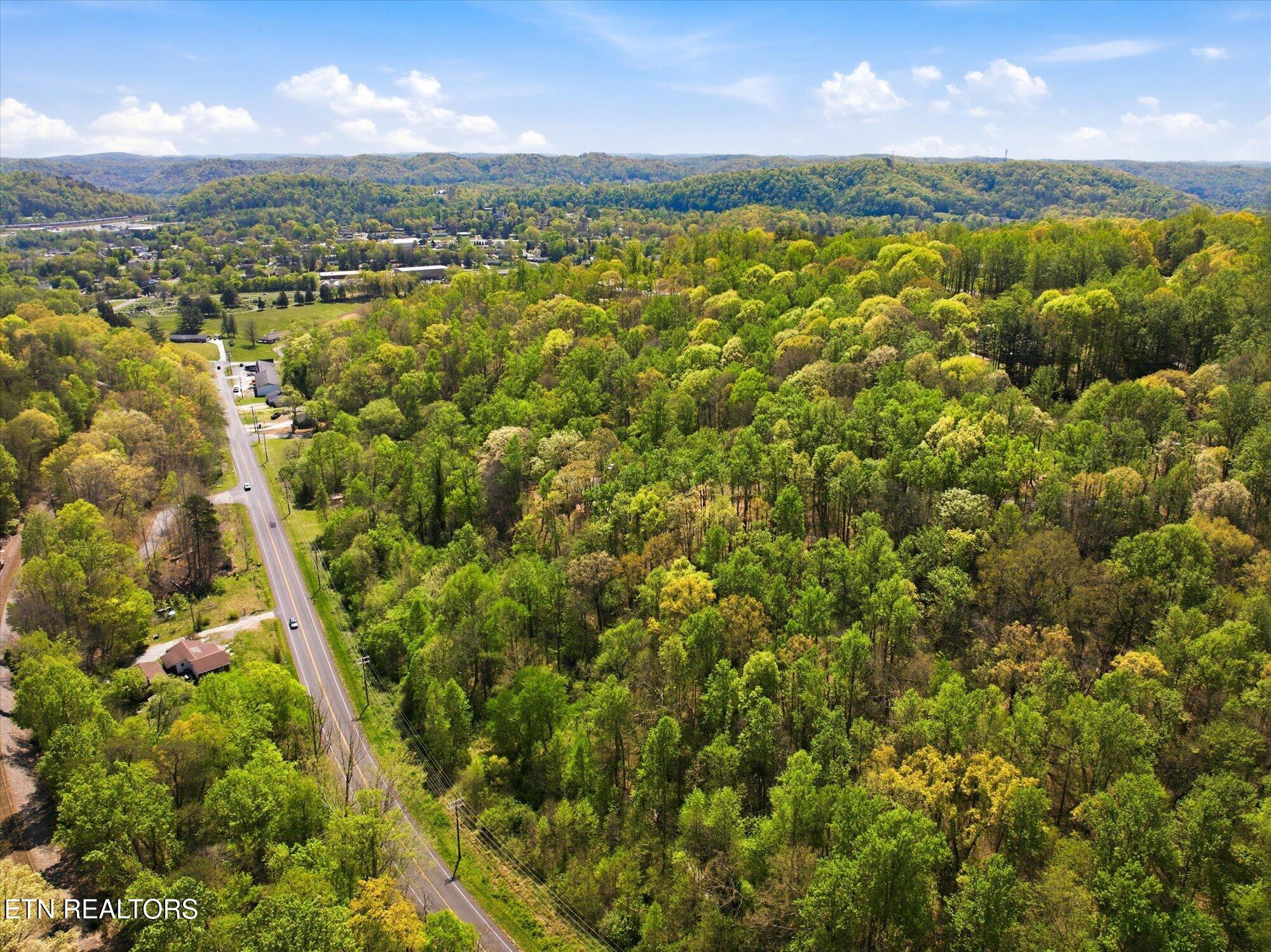 Skyline Drive Clinton TN 37716