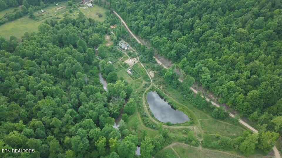 216 Lower Capuchin Road Winfield TN 37892