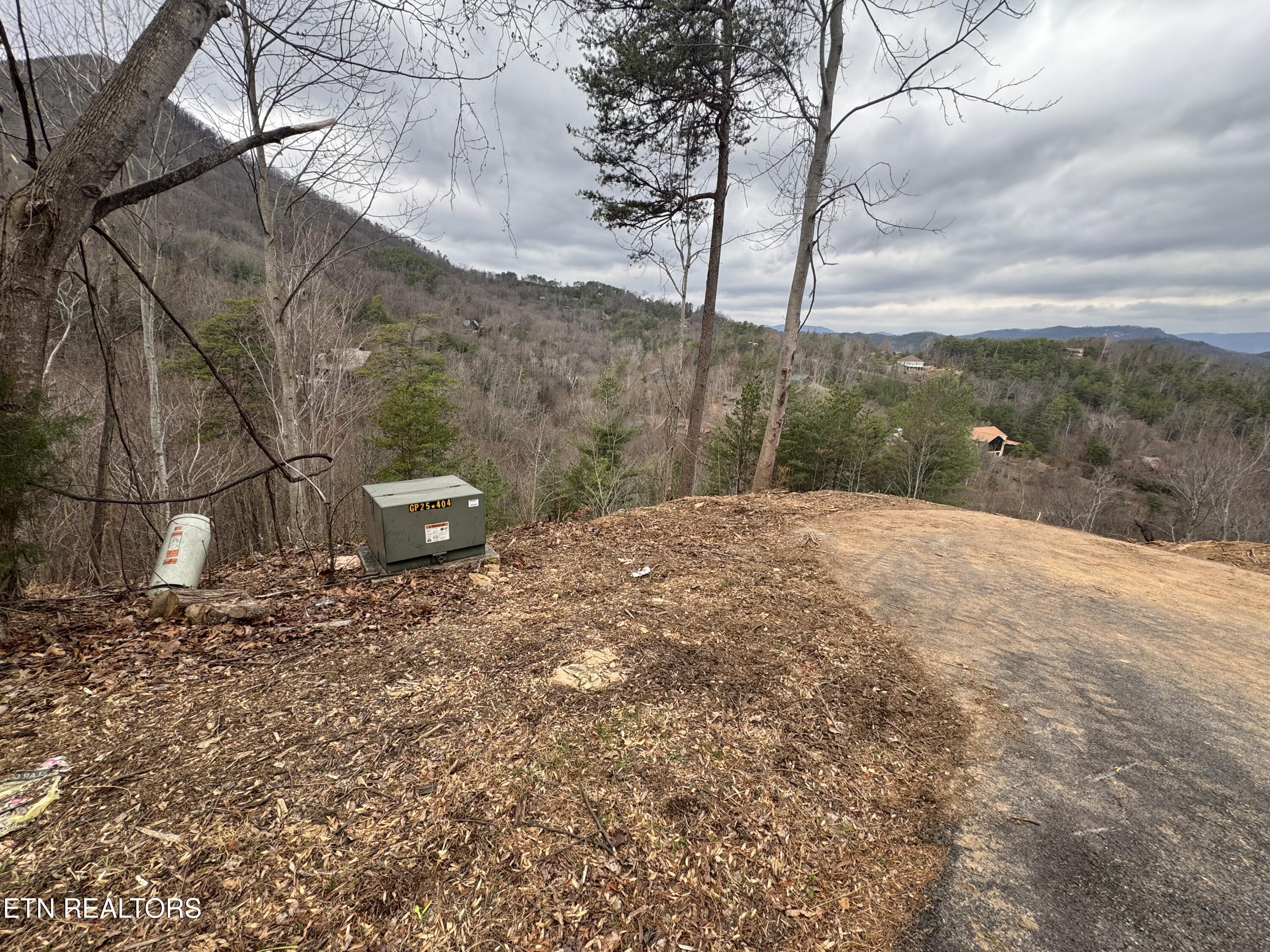 Hikers Path Lane Sevierville TN 37862