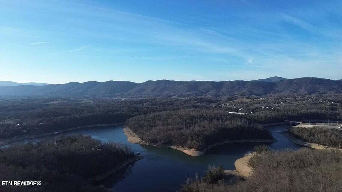 Lake Drive Lane Lafollette TN 37766