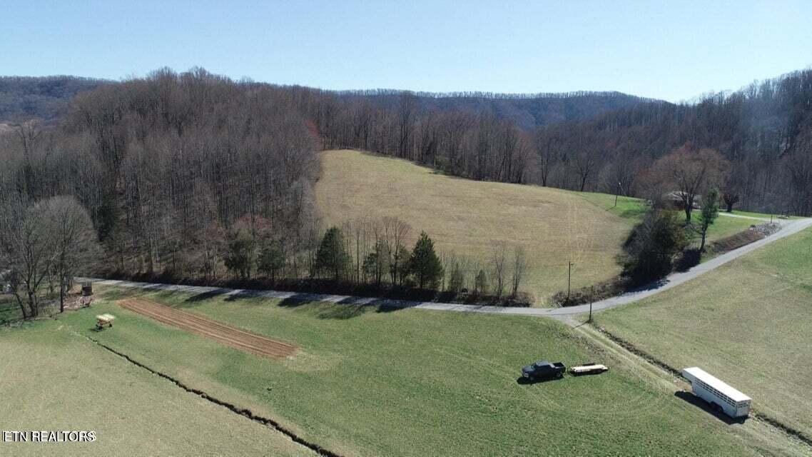 1094 Parkey Hollow Road Sneedville TN 37869