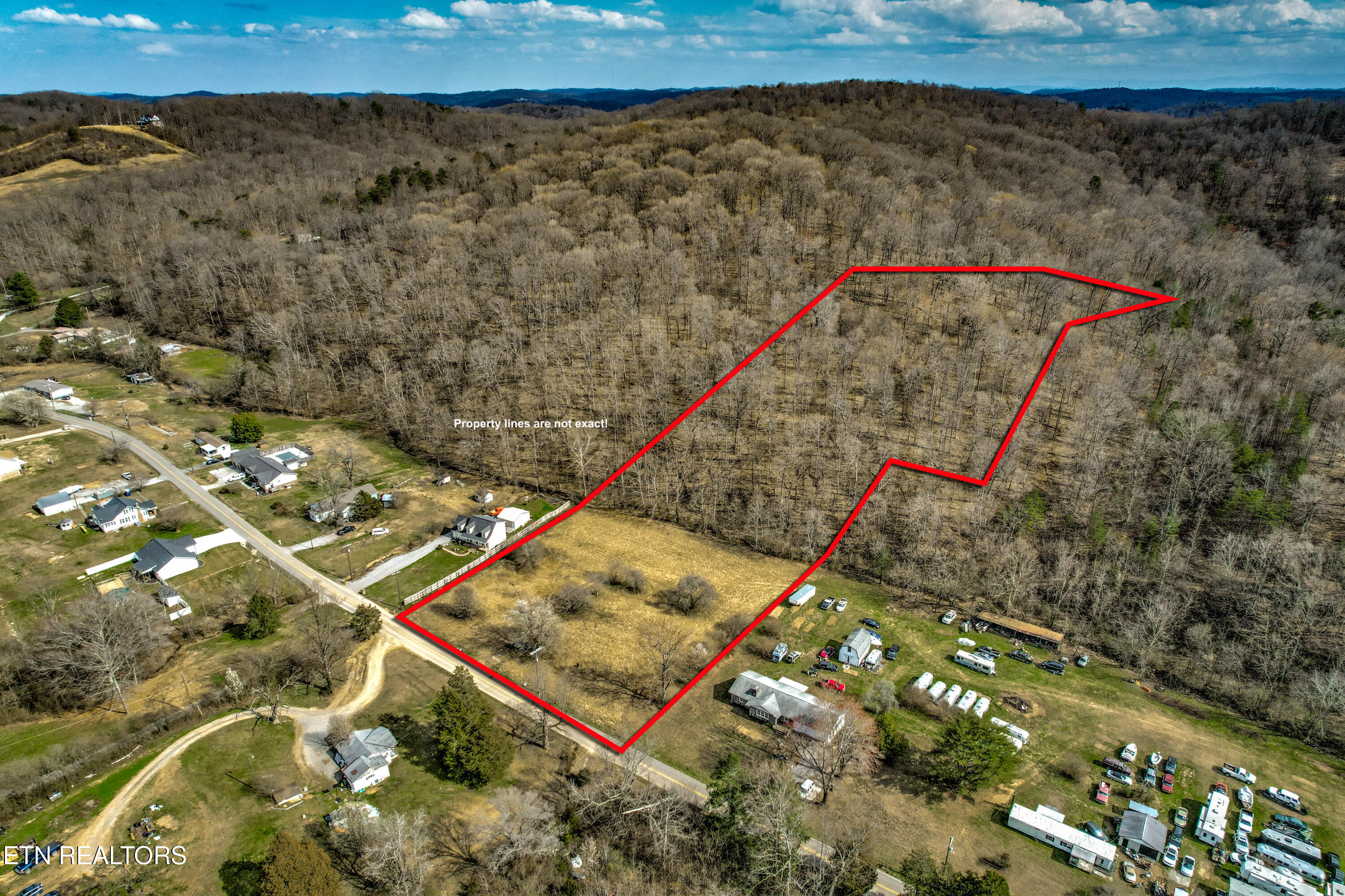 3275 W Wolf Valley Road Clinton TN 37716