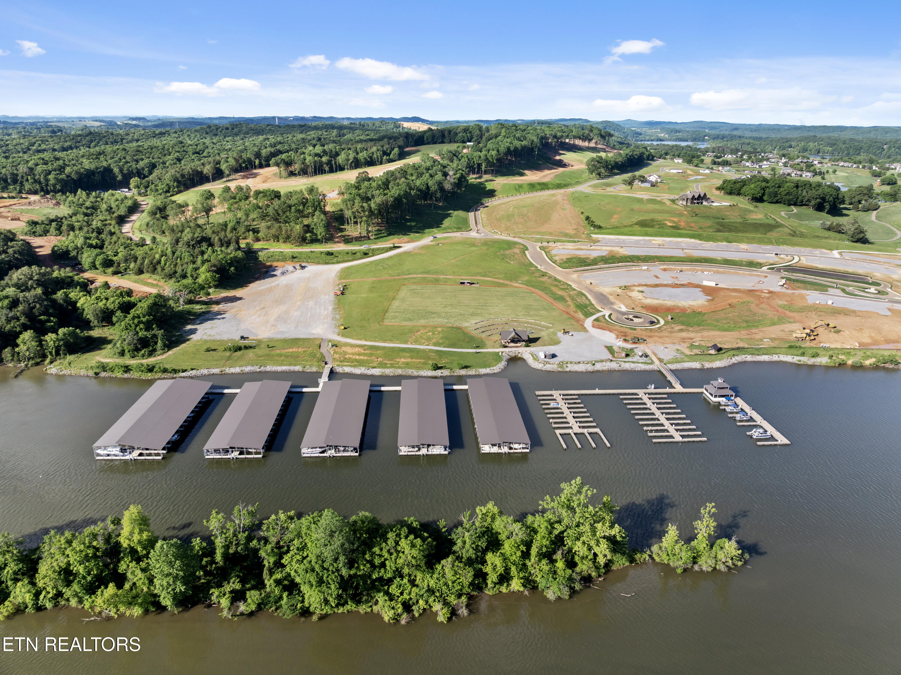 2533 Persimmon Ridge (RDG) Loudon TN 37774