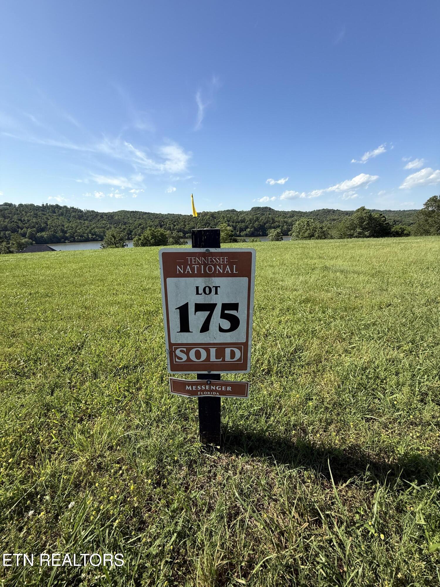 2533 Persimmon Ridge (RDG) Loudon TN 37774