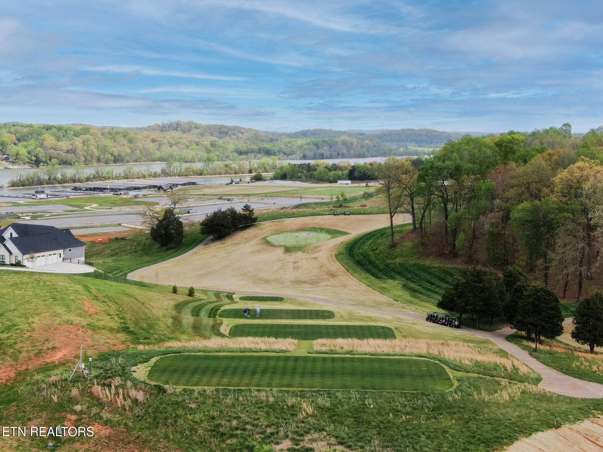 289 Flip Flop Way Loudon TN 37774
