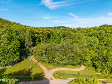 13268 E Coast Tellico Parkway Greenback TN 37742