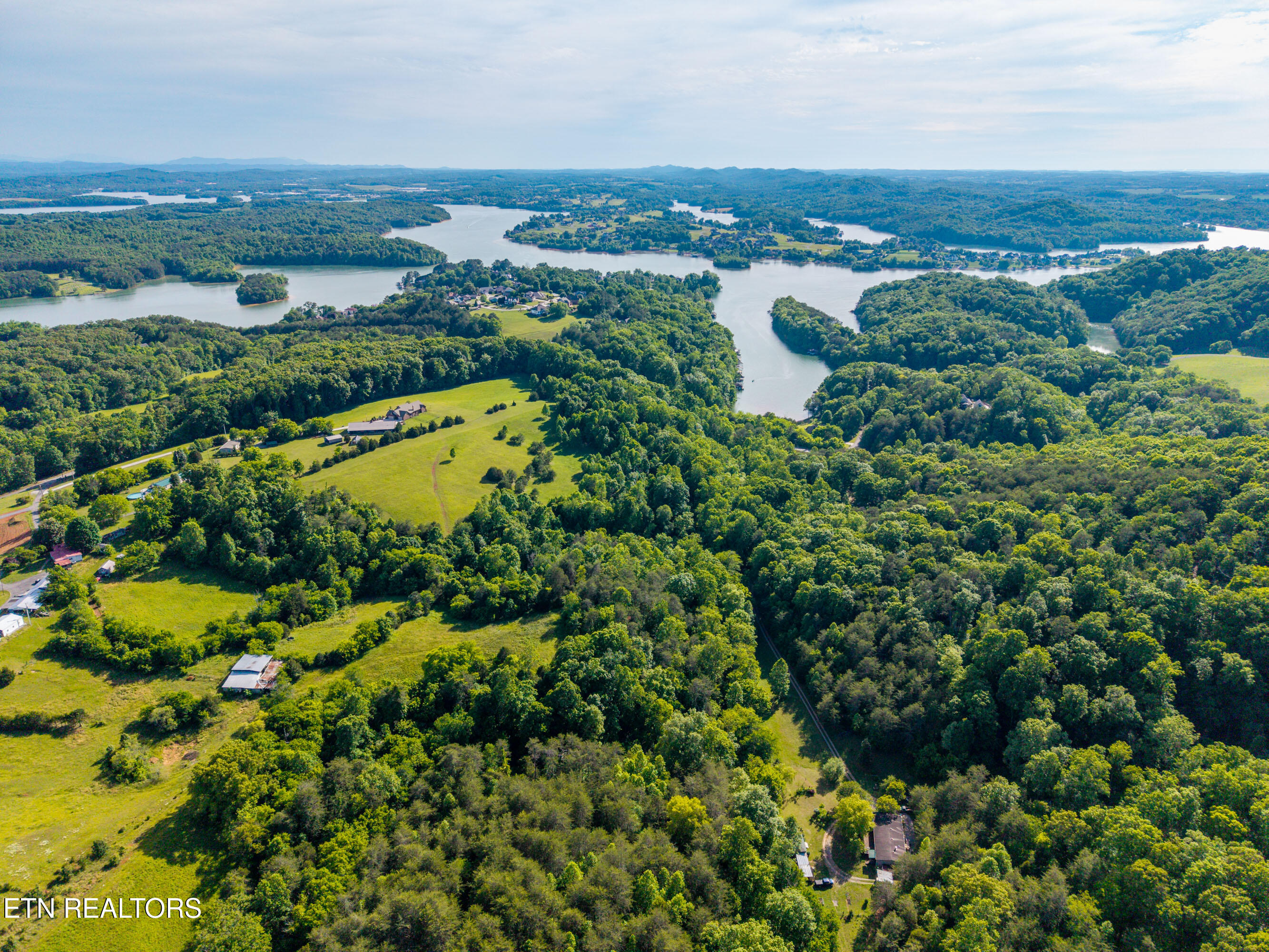 13268 E Coast Tellico Parkway Greenback TN 37742