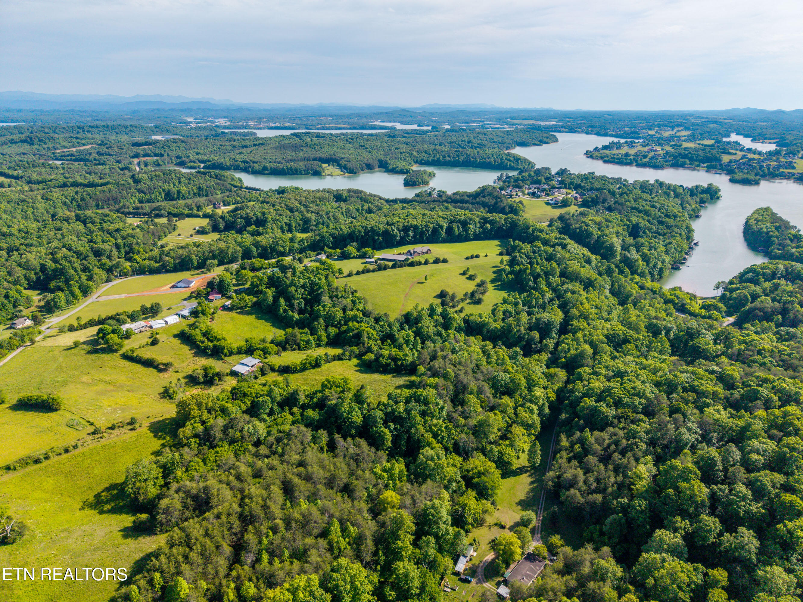 13268 E Coast Tellico Parkway Greenback TN 37742