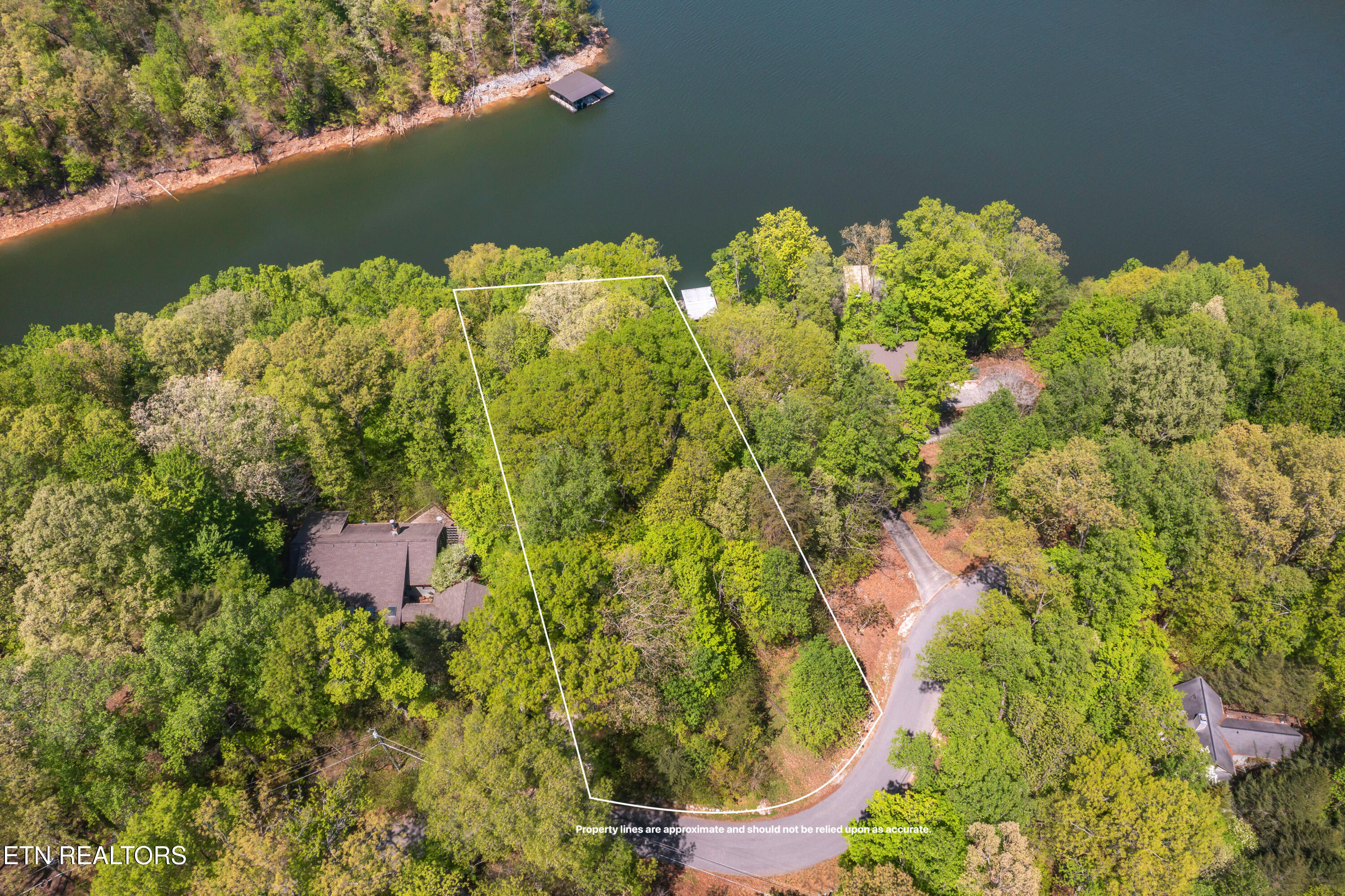 Lot 51 S Shorewood Drive Caryville TN 37714