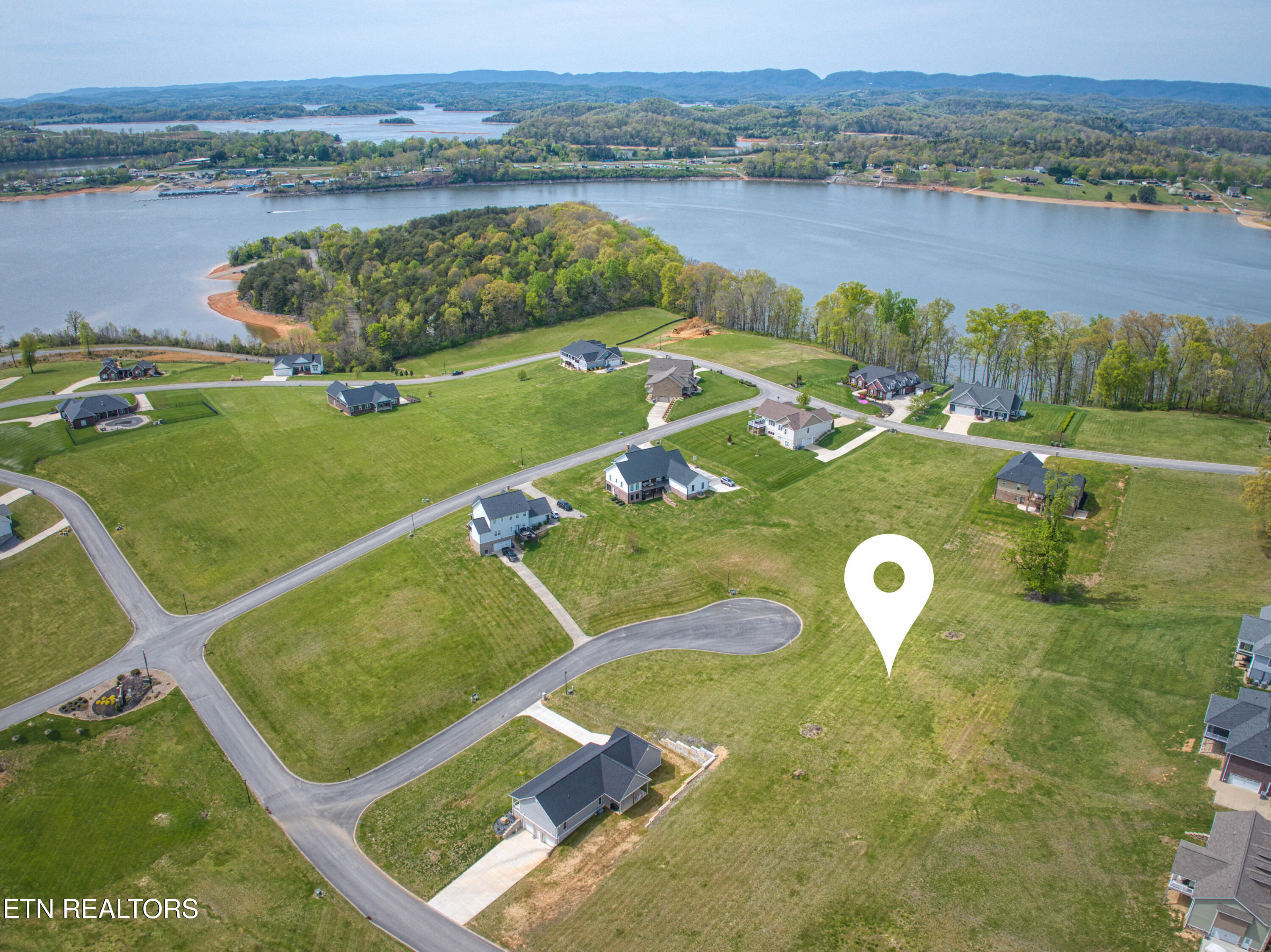 3040&3032 Hayden Court Morristown TN 37814