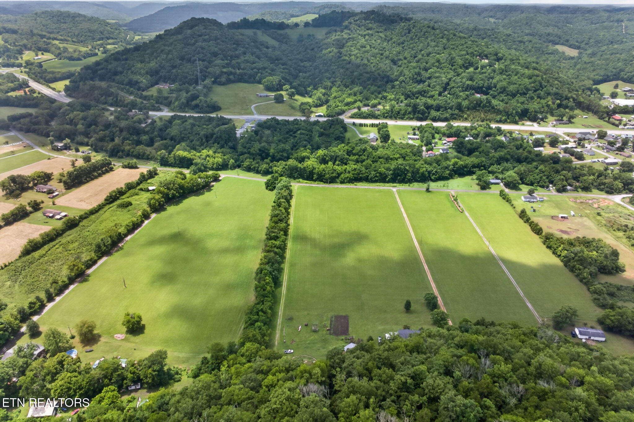18 Ac E Main Street Dowelltown TN 37059