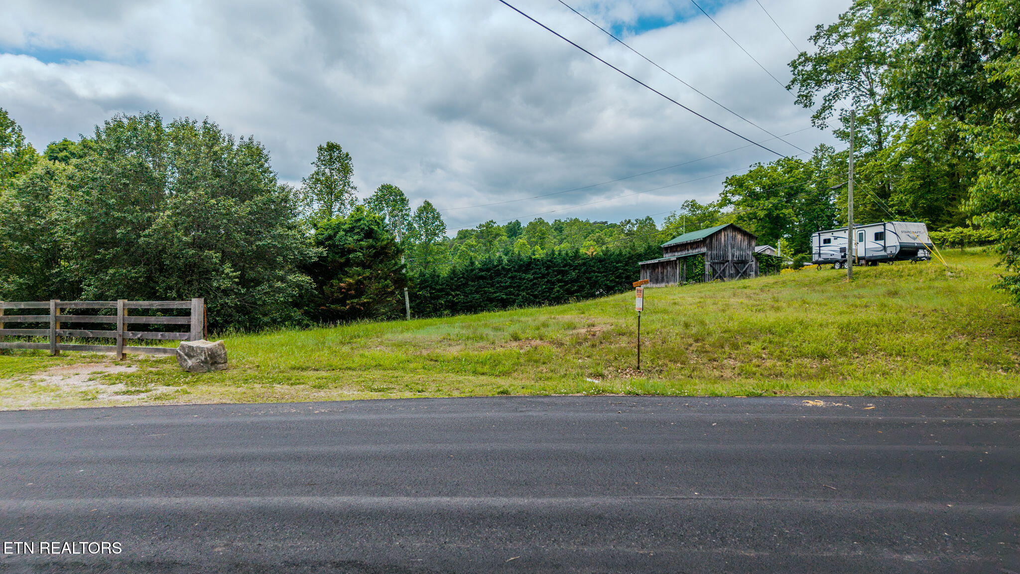 109 Justin Lane Maynardville TN 37807