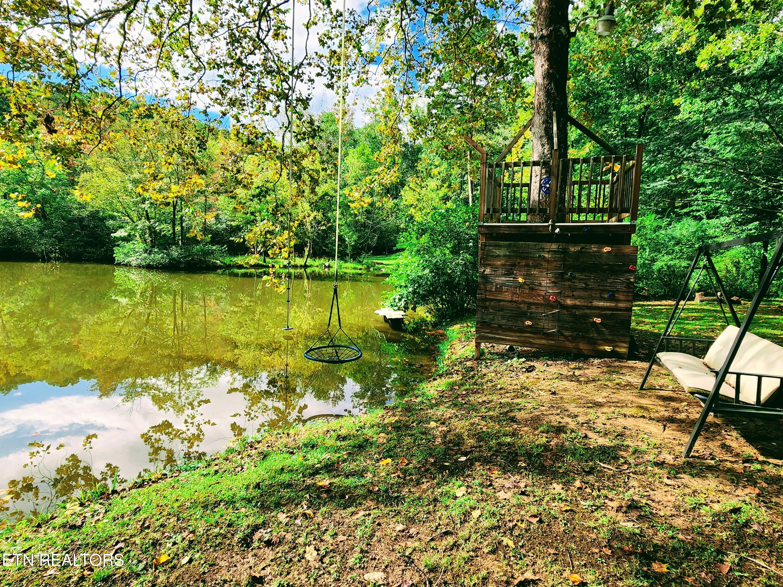 104 Azalea Circle Harriman TN 37748