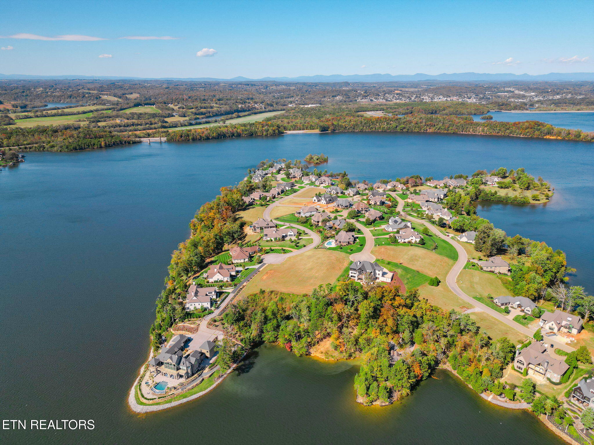 1199 Shadow Hill Drive Lenoir City TN 37772