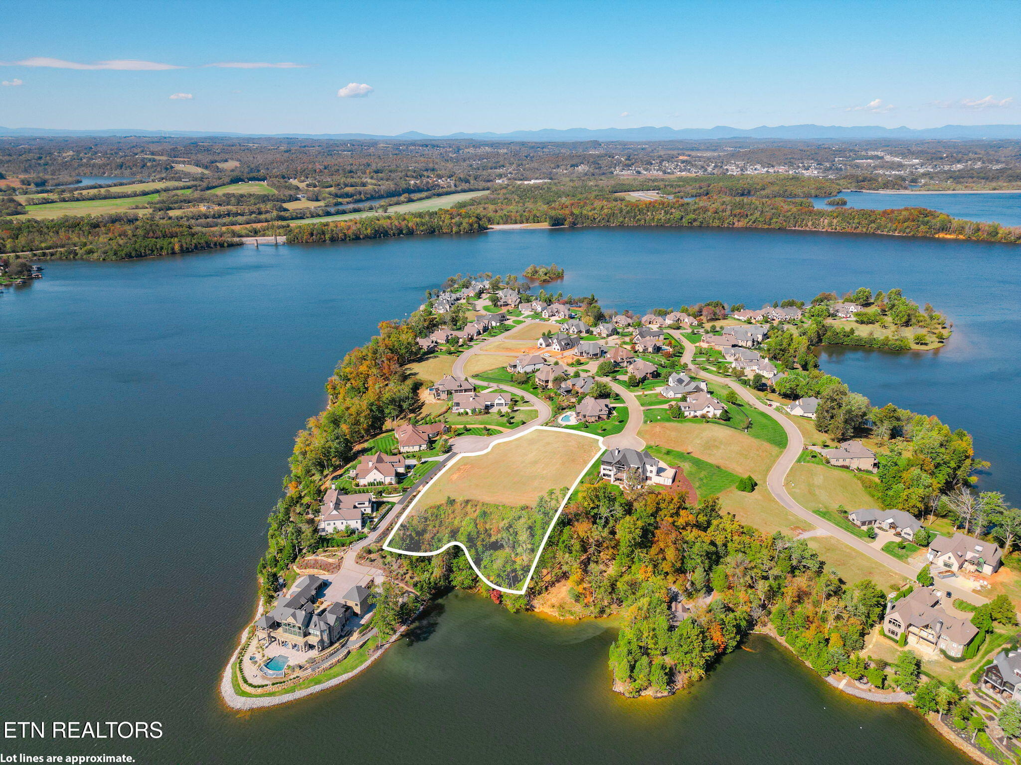 1199 Shadow Hill Drive Lenoir City TN 37772