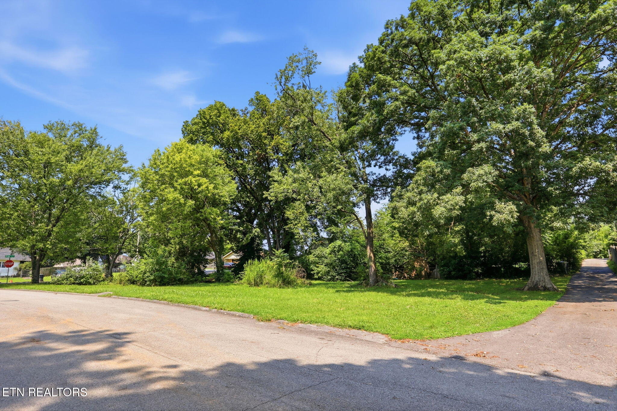 2400 Rim Street Knoxville TN 37917