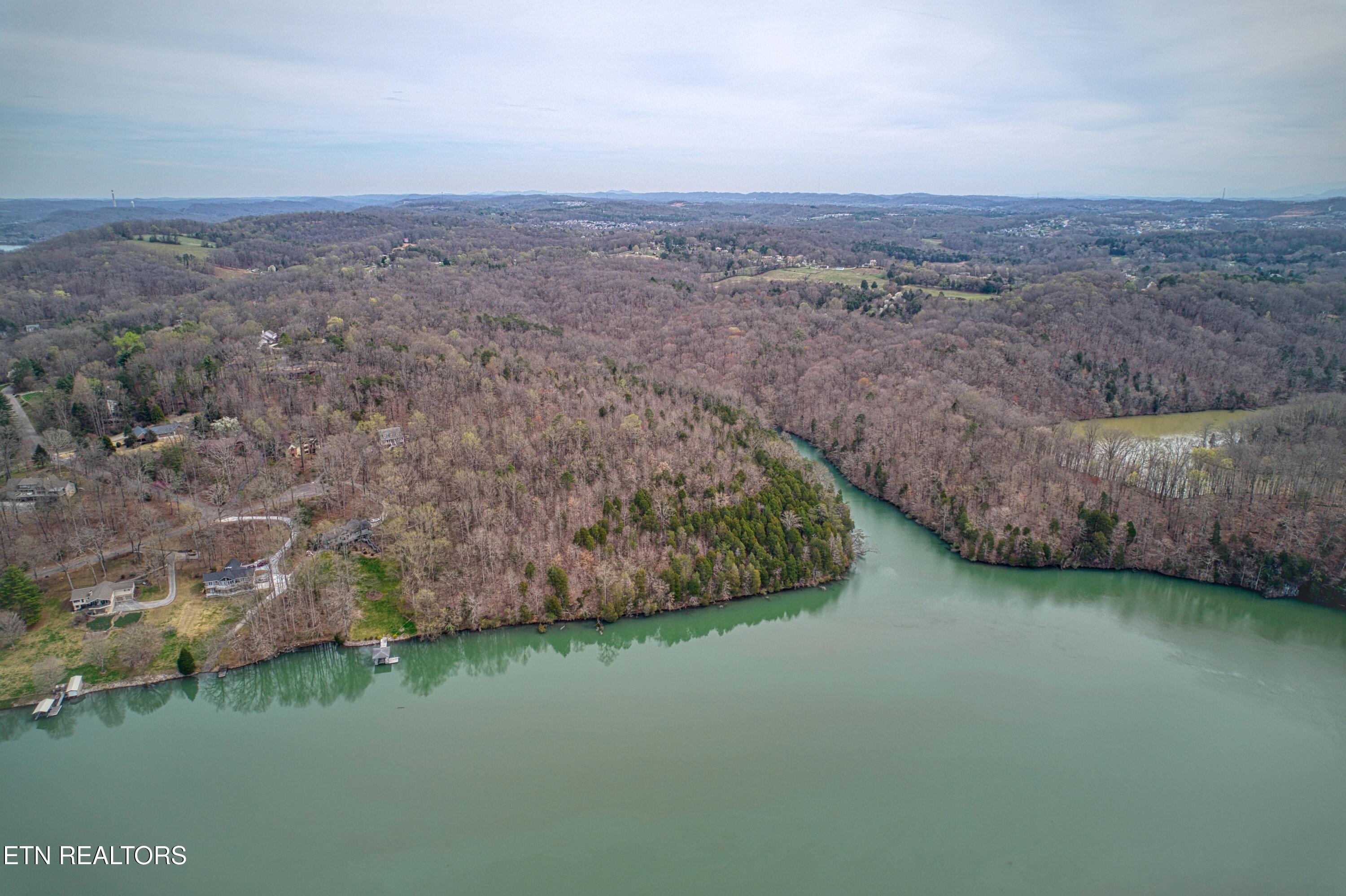 9 + 64 Ac Saga Lane Knoxville TN 37931