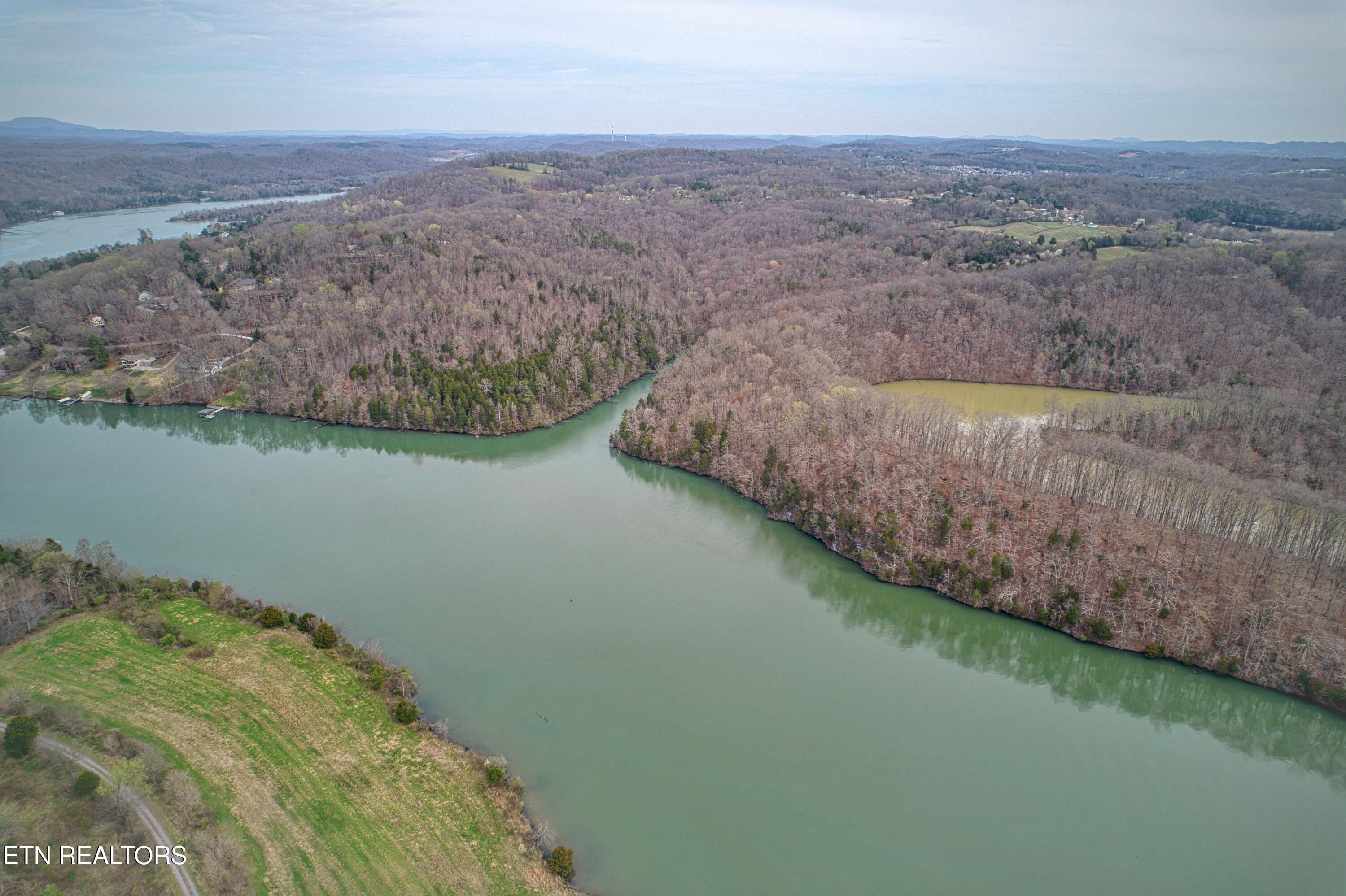 9 + 64 Ac Saga Lane Knoxville TN 37931
