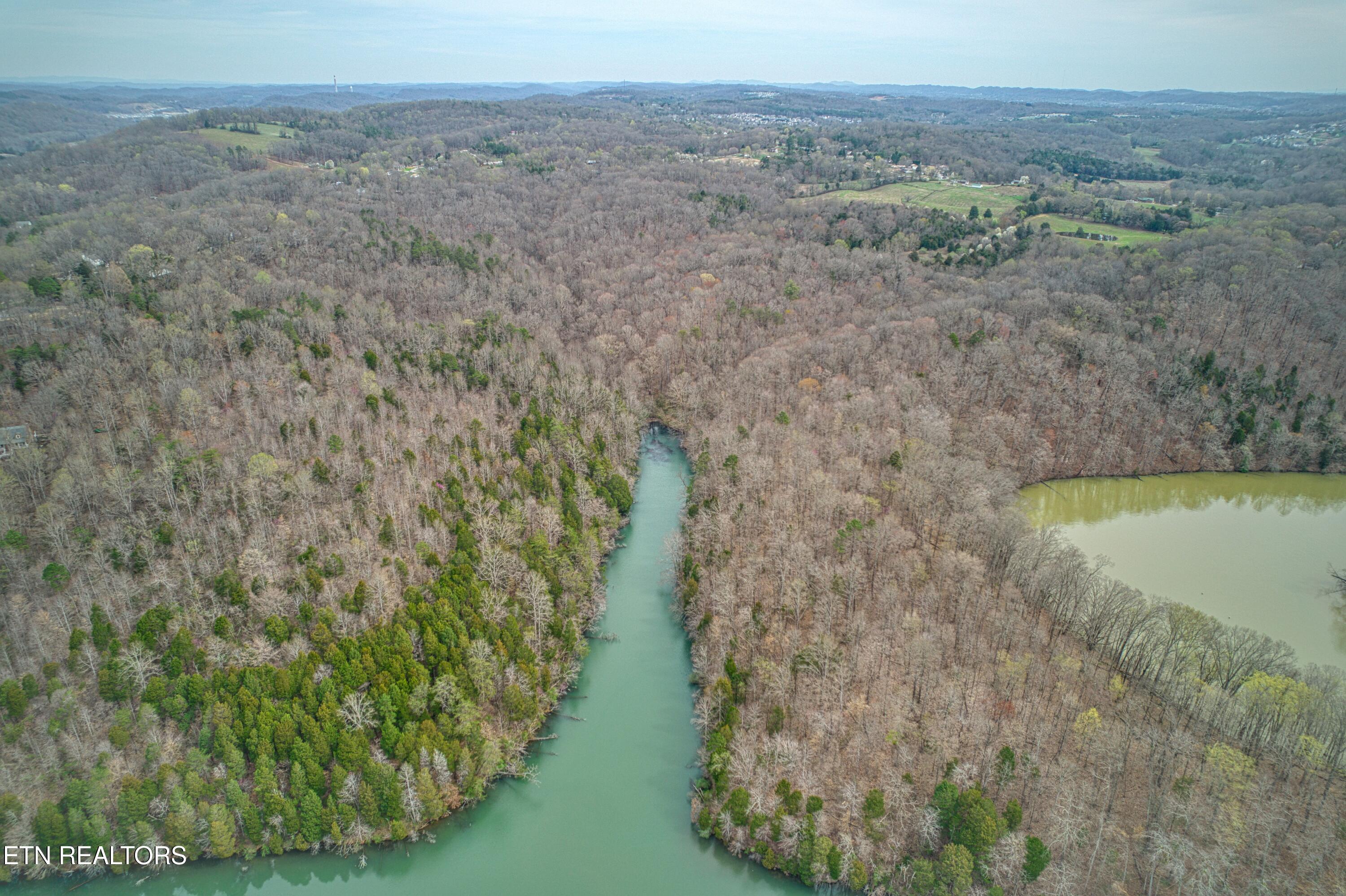 9 + 64 Ac Saga Lane Knoxville TN 37931