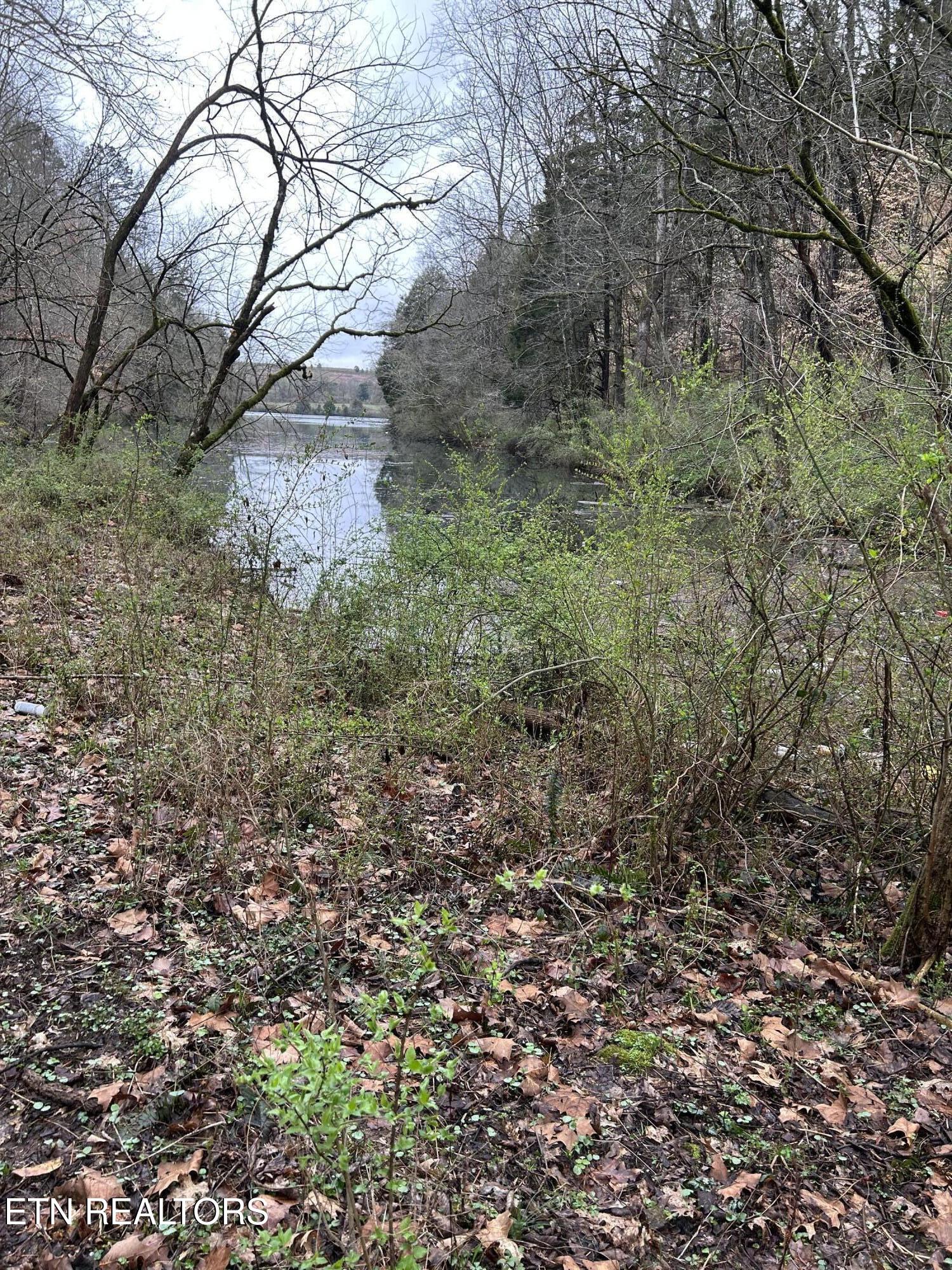9 + 64 Ac Saga Lane Knoxville TN 37931
