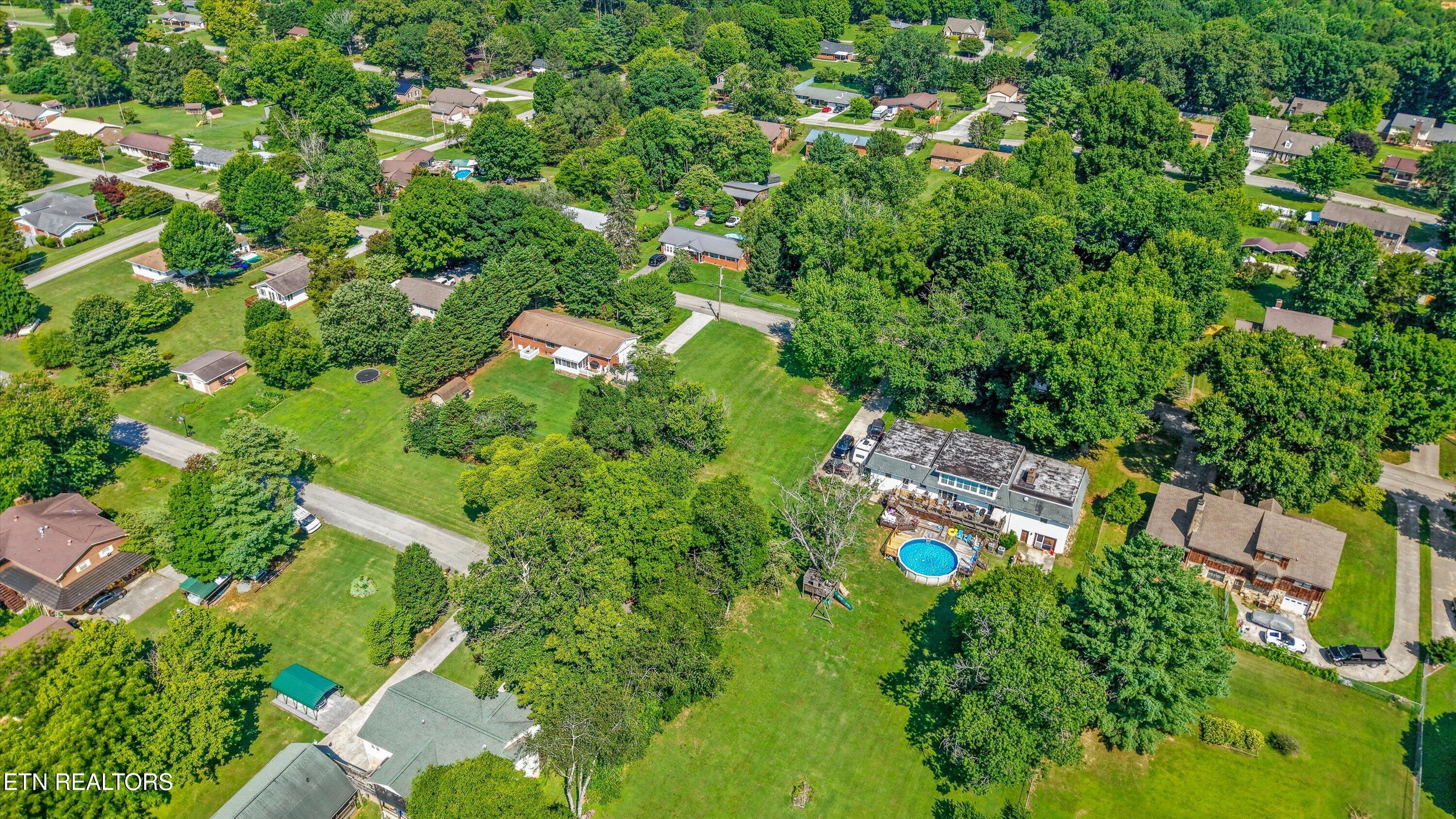 Pleasant View Avenue Maryville TN 37803