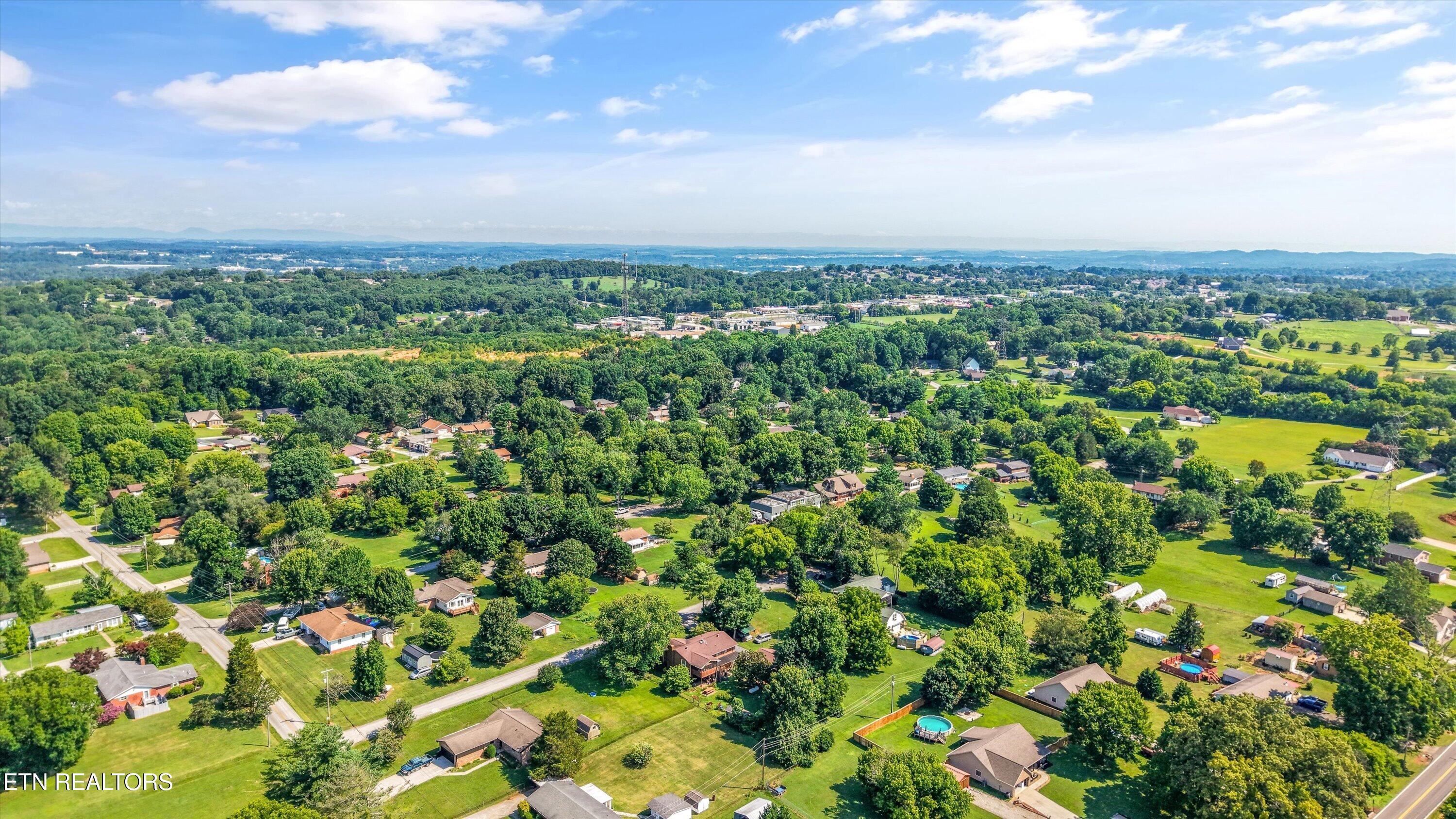 Pleasant View Avenue Maryville TN 37803