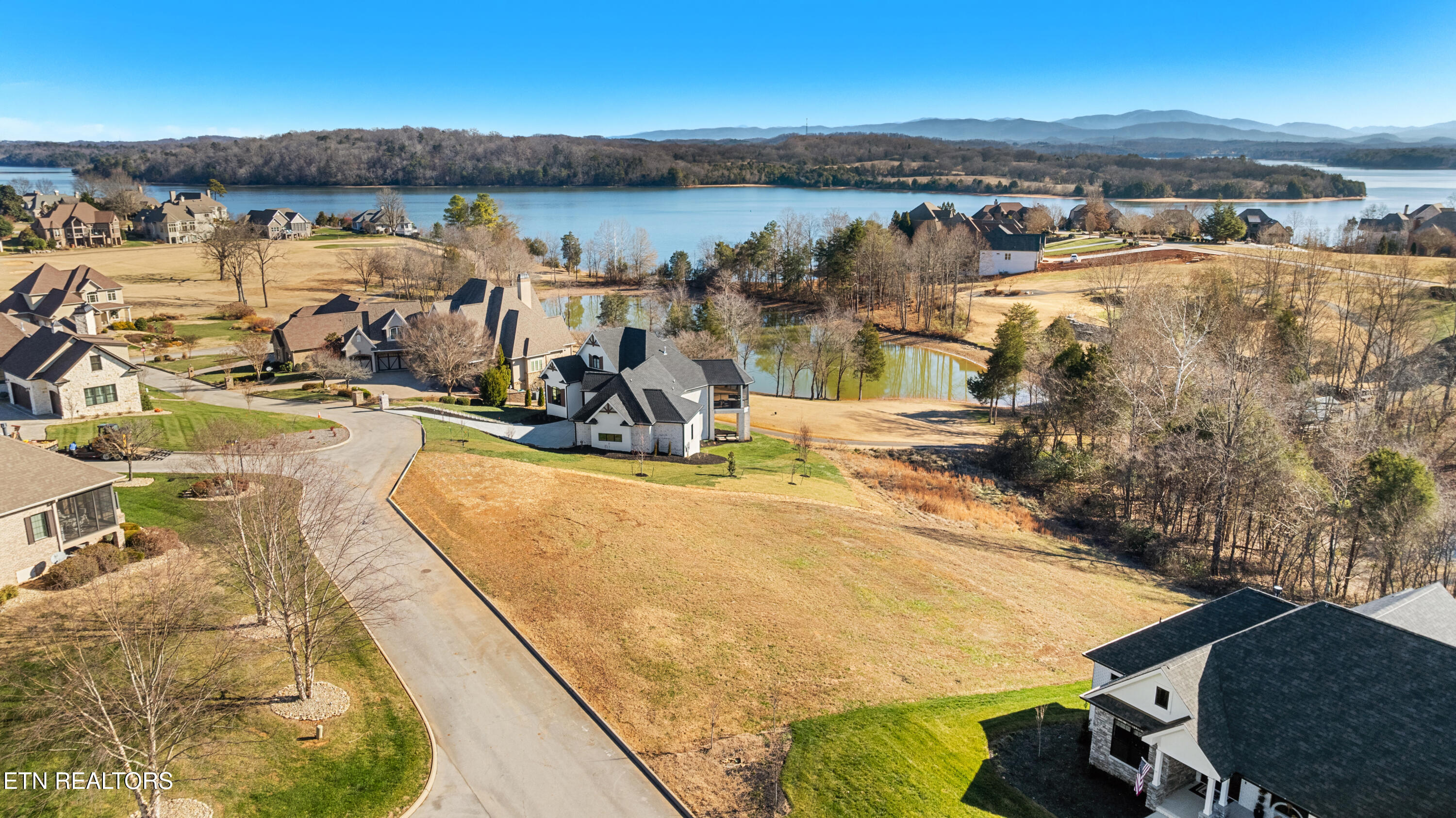 116 Parkside Drive Vonore TN 37885