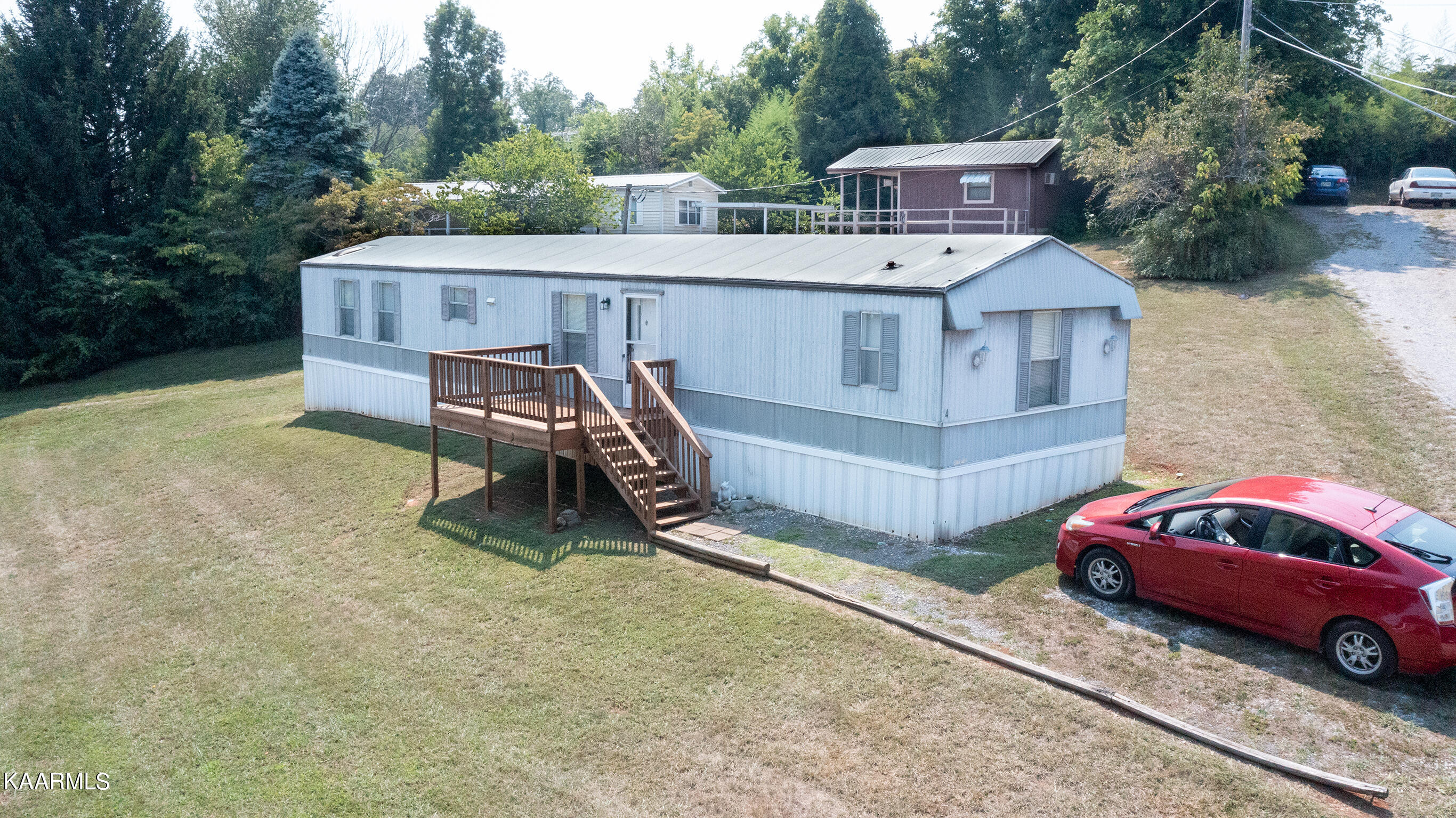 835 Holbert Lane Kodak TN 37764