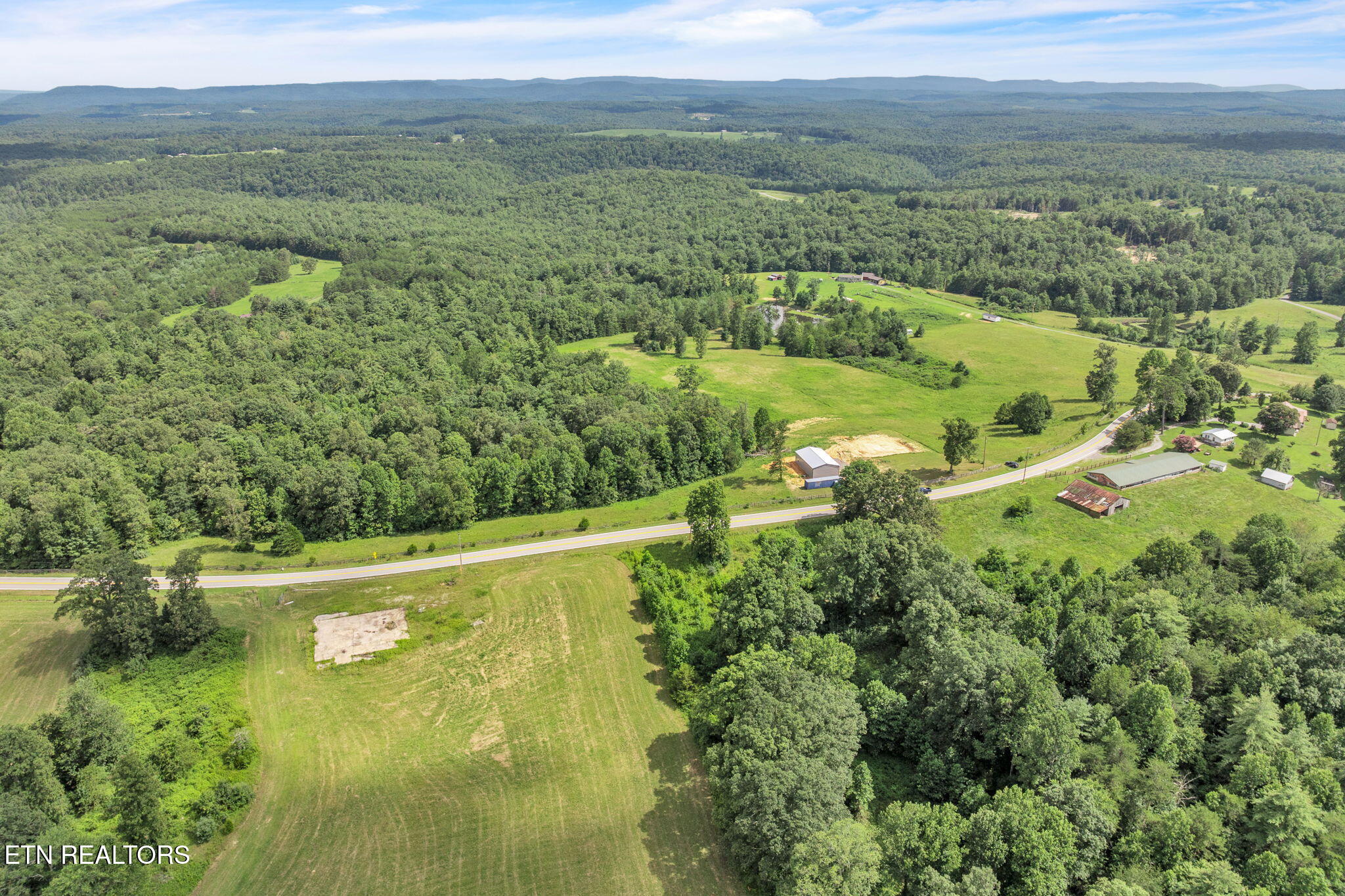 Nashville Highway Deer Lodge TN 37726