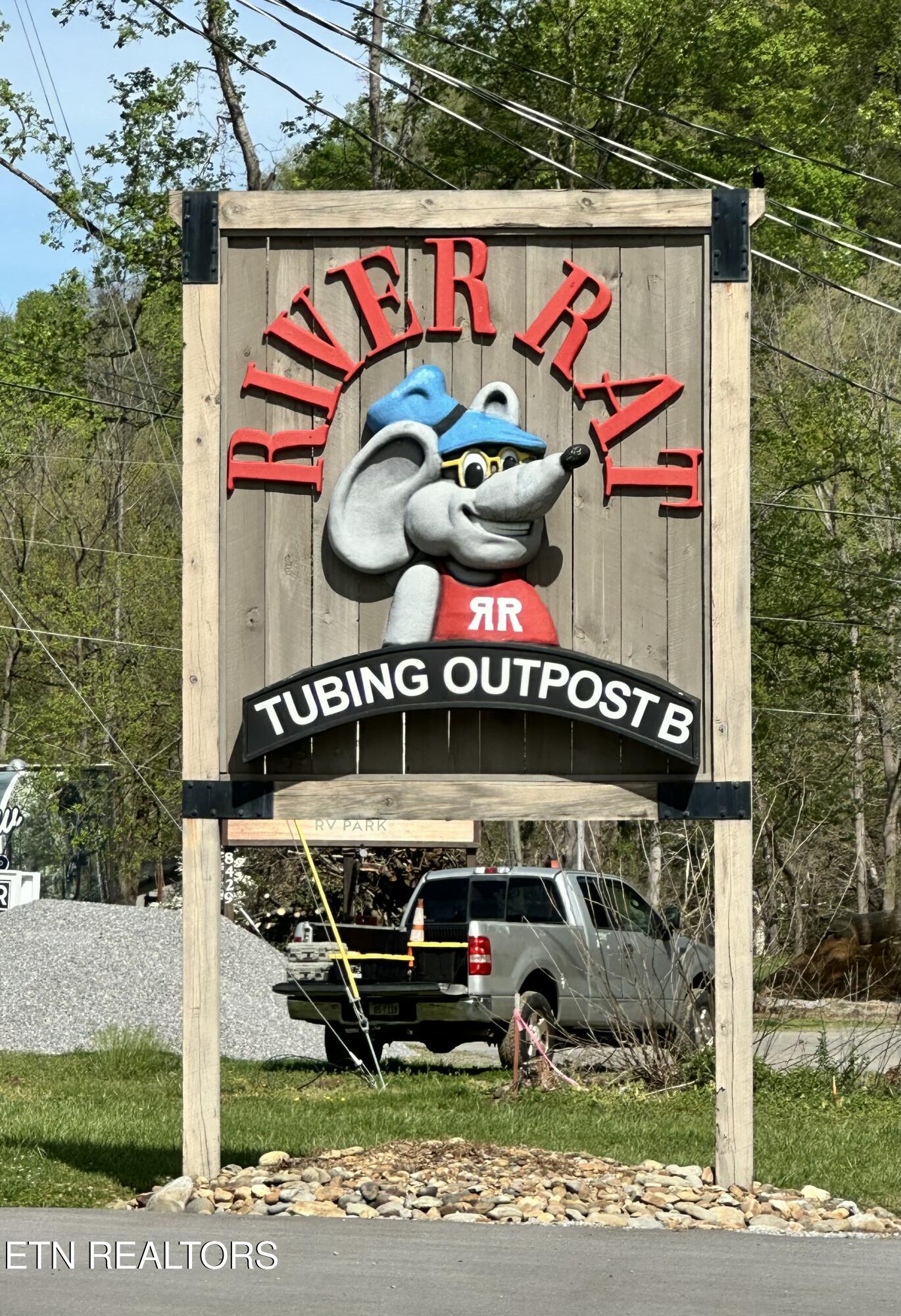 Lot 196 Highway 73 Townsend TN 37882