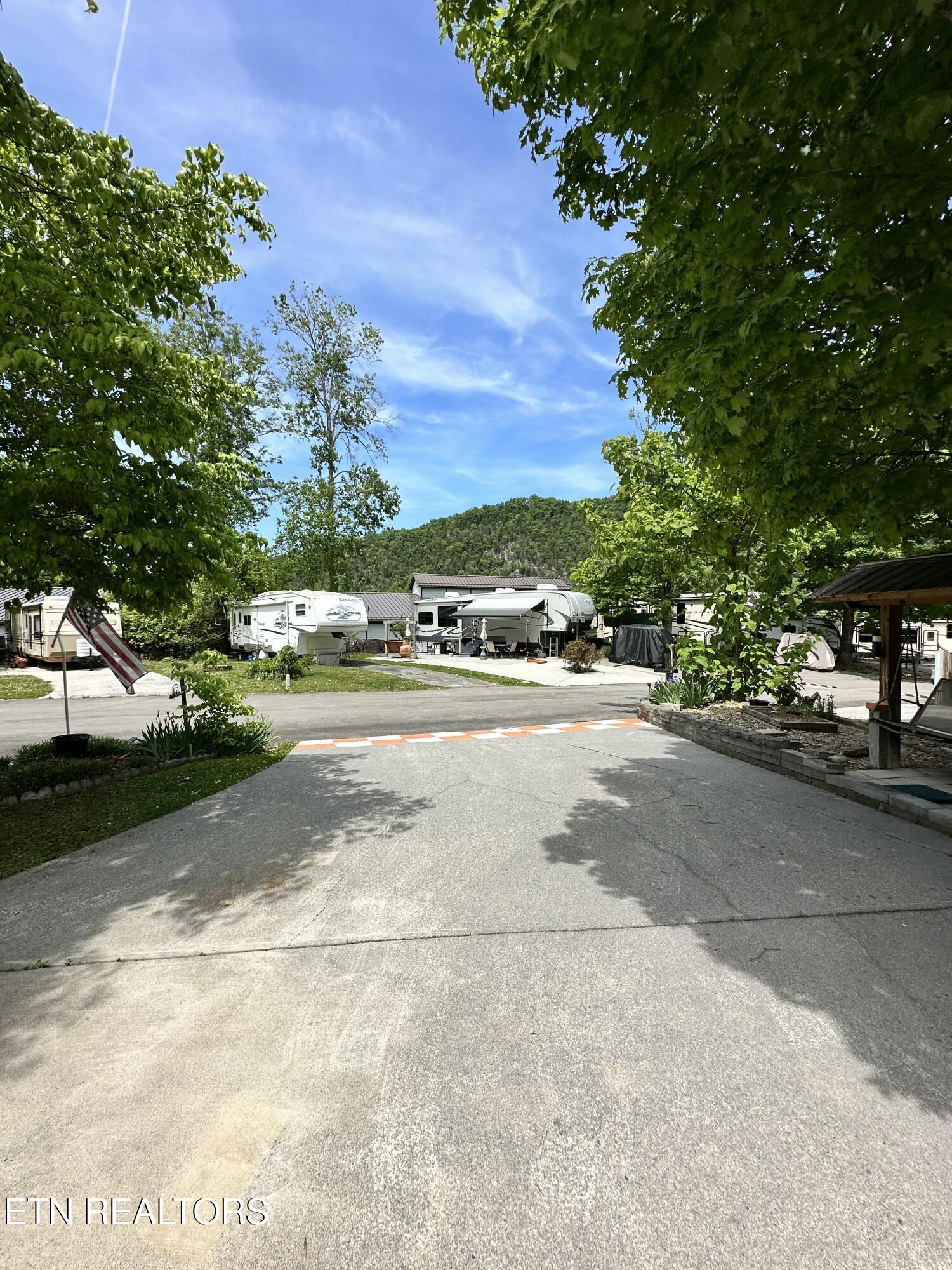 Lot 196 Highway 73 Townsend TN 37882