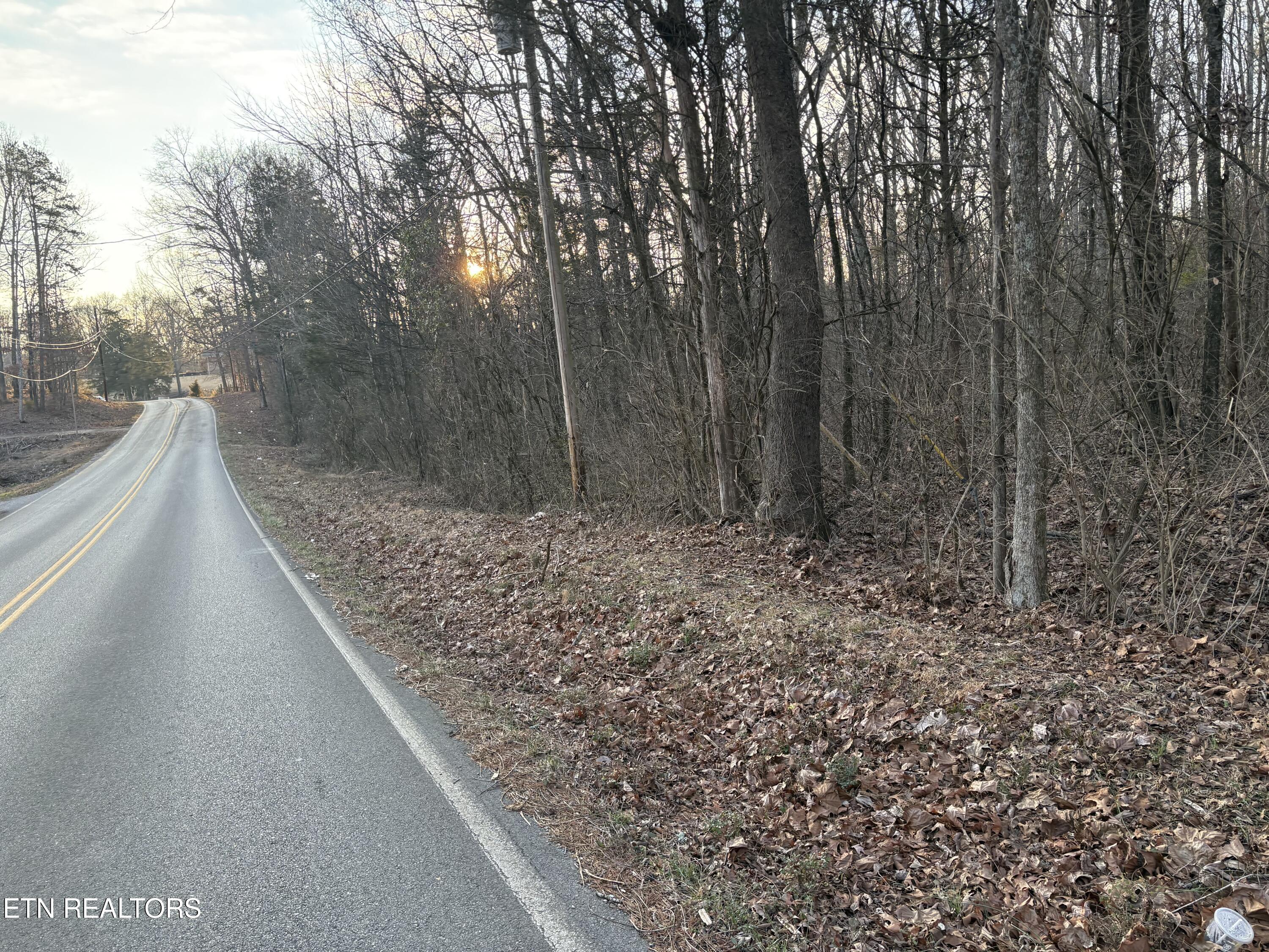 8188 E Town Creek Road Lenoir City TN 37772