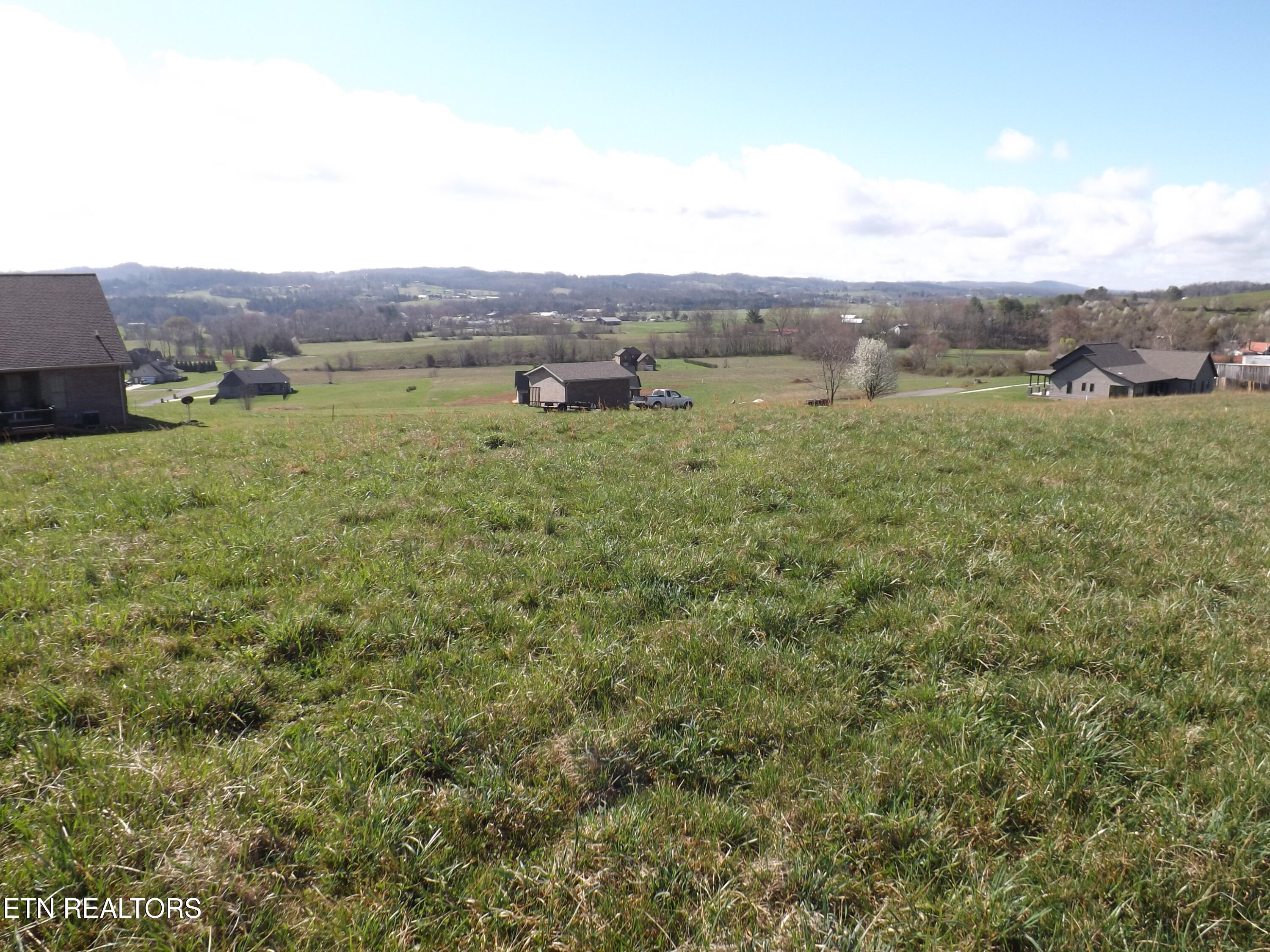 Lot 32/33 Canary Lane Speedwell TN 37870