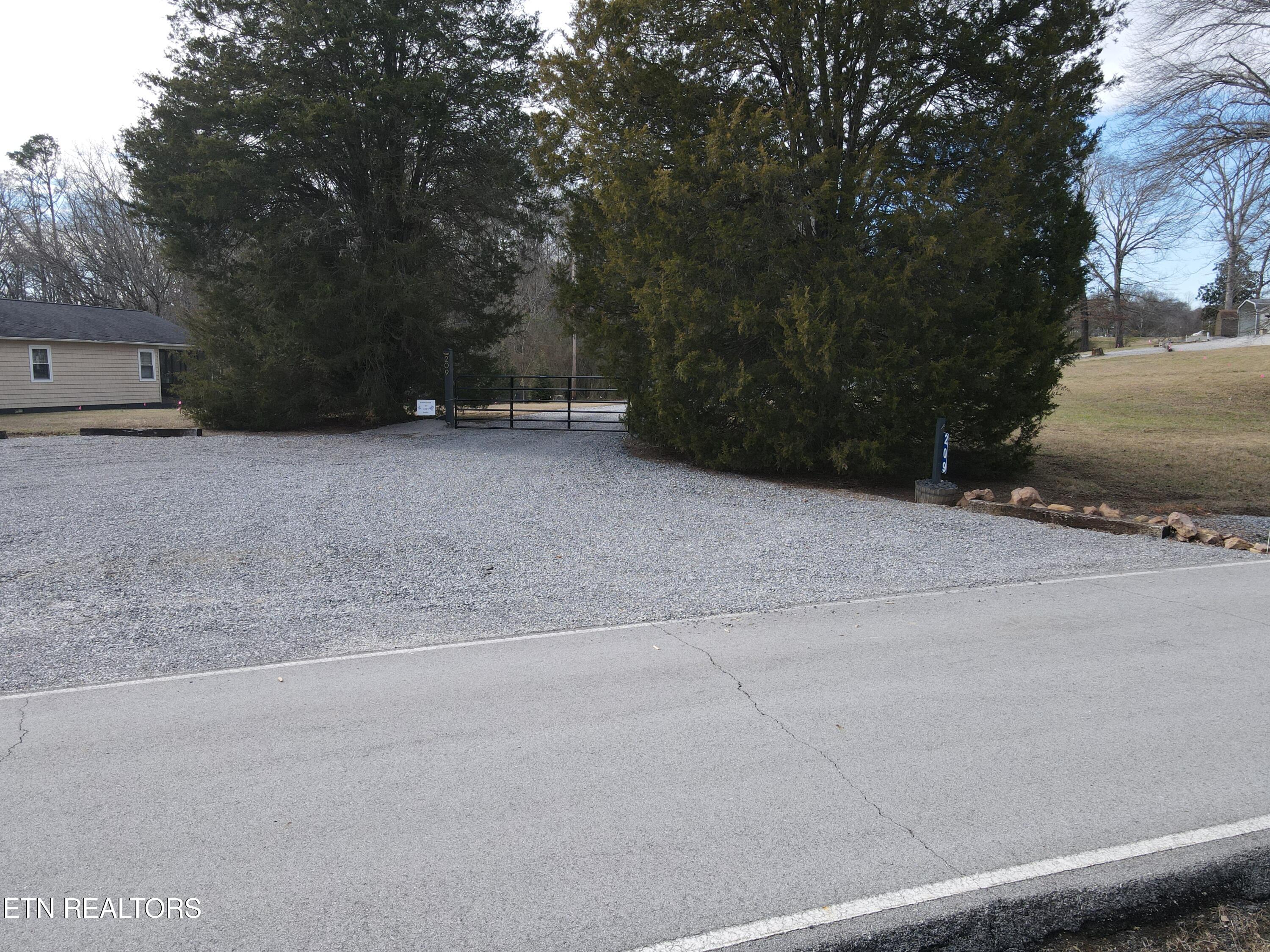209 Walden Lane Kingston TN 37763