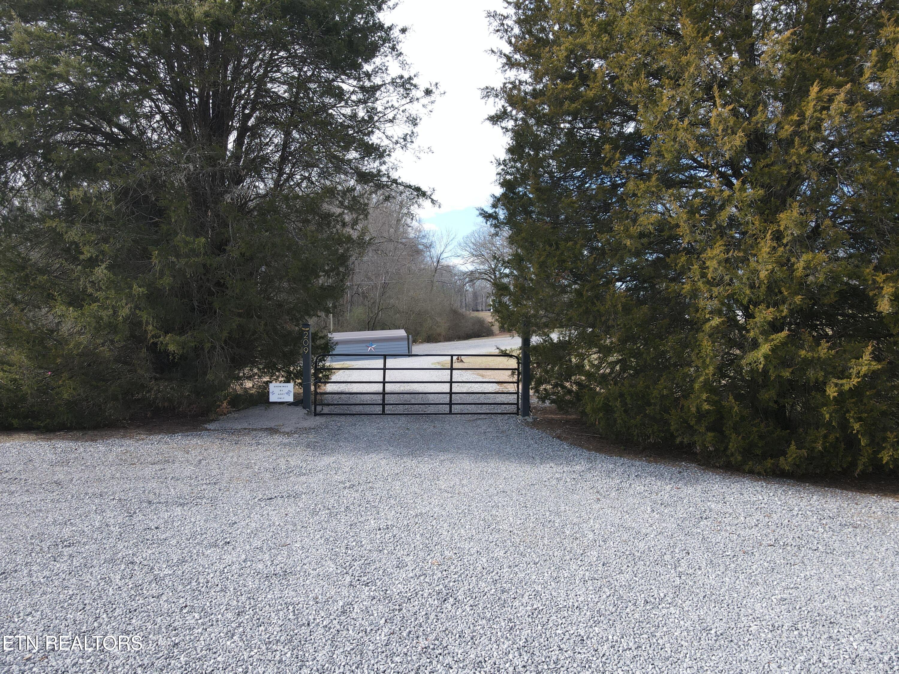 209 Walden Lane Kingston TN 37763