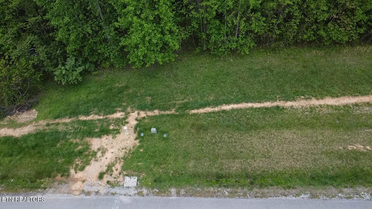 42 Old Hearth Drive Lafollette TN 37766