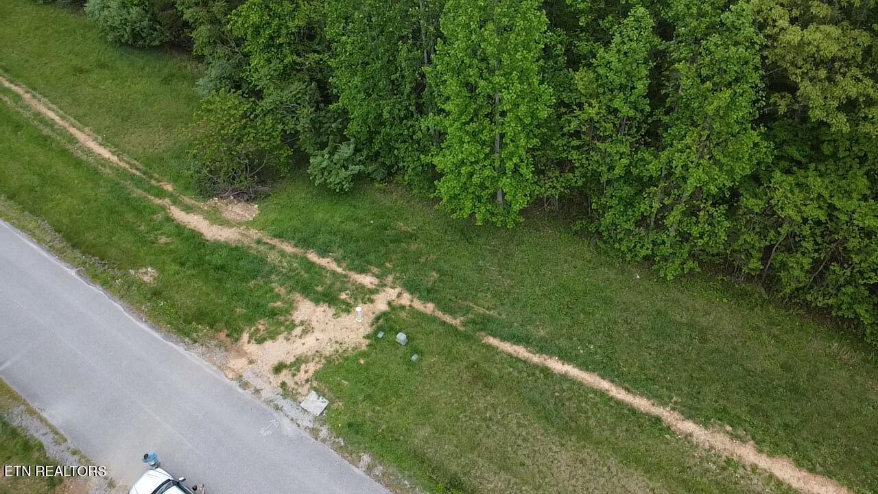 42 Old Hearth Drive Lafollette TN 37766