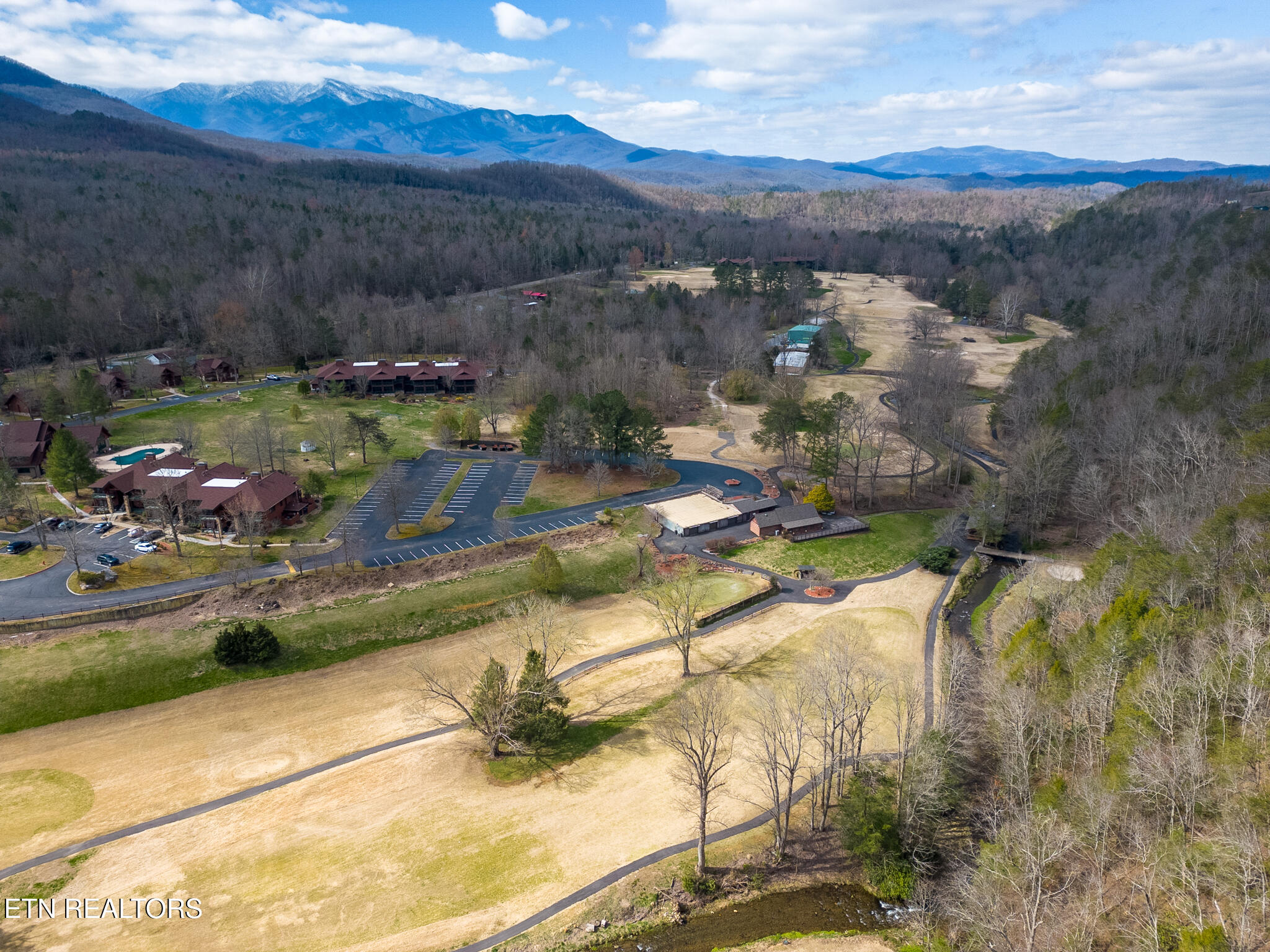 815 Red Fox Trail Gatlinburg TN 37738
