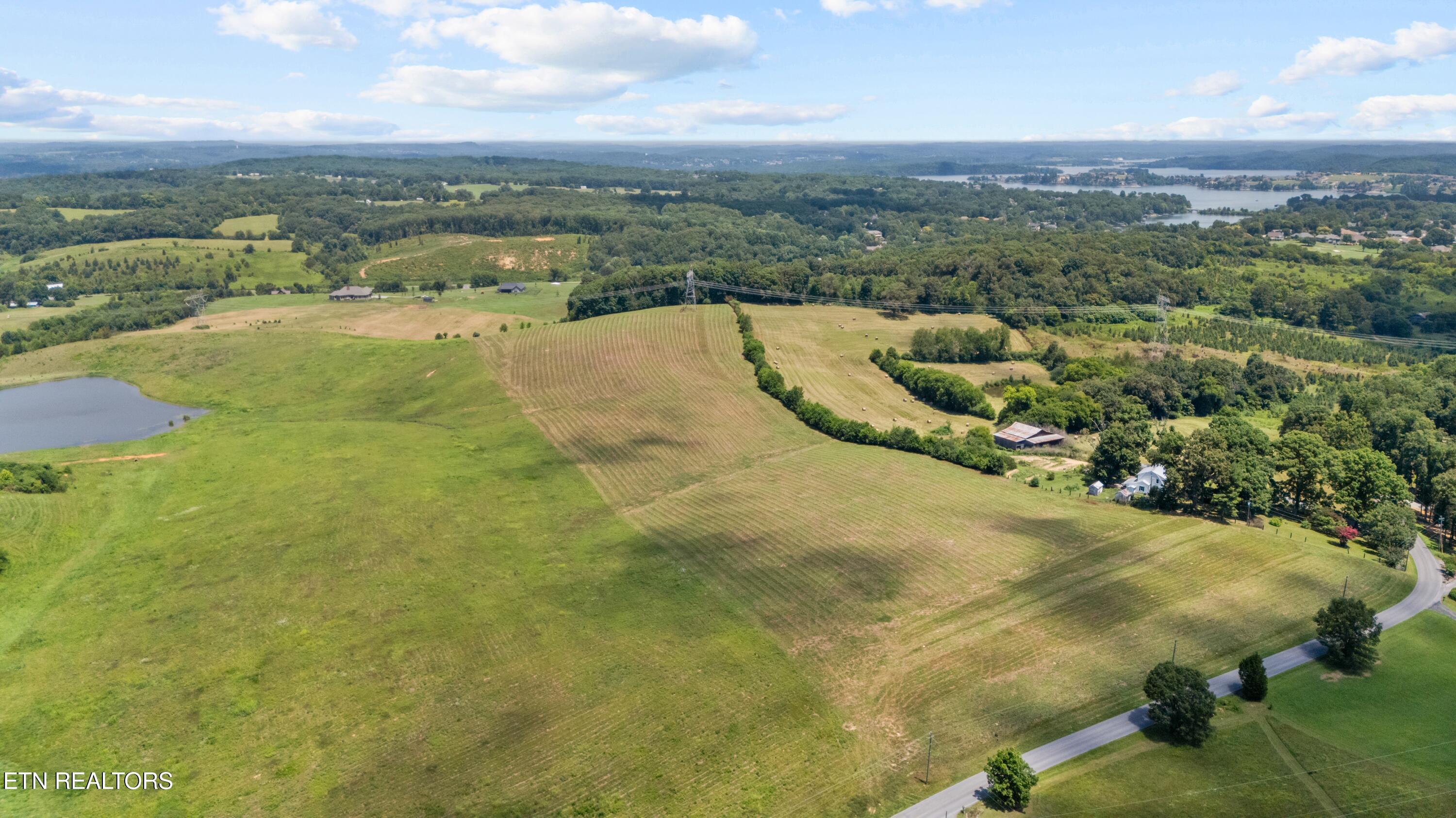 7883 Davis Ferry Road Loudon TN 37774