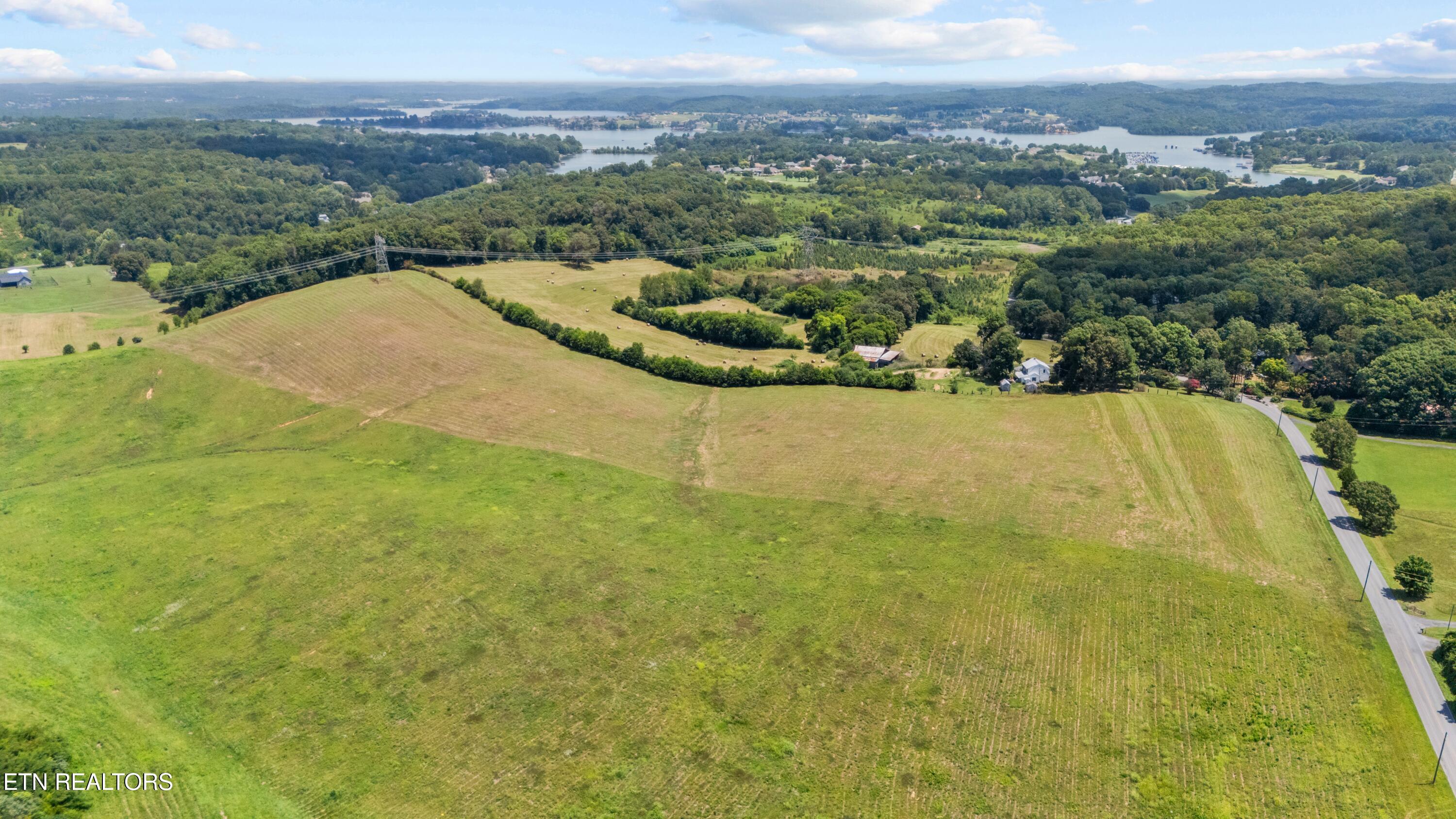 7883 Davis Ferry Road Loudon TN 37774