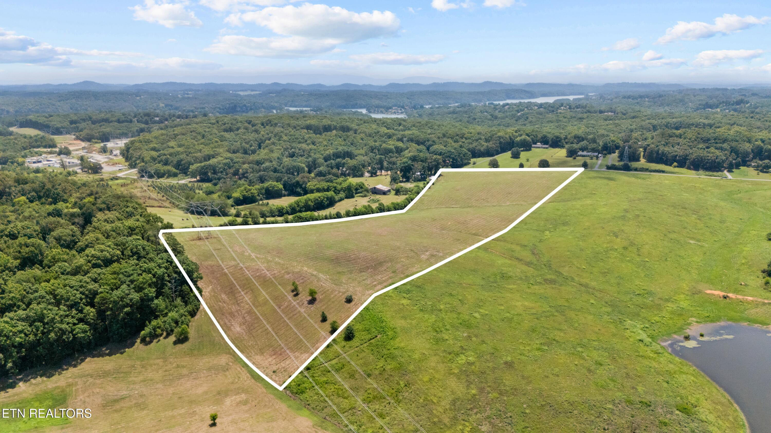 7883 Davis Ferry Road Loudon TN 37774
